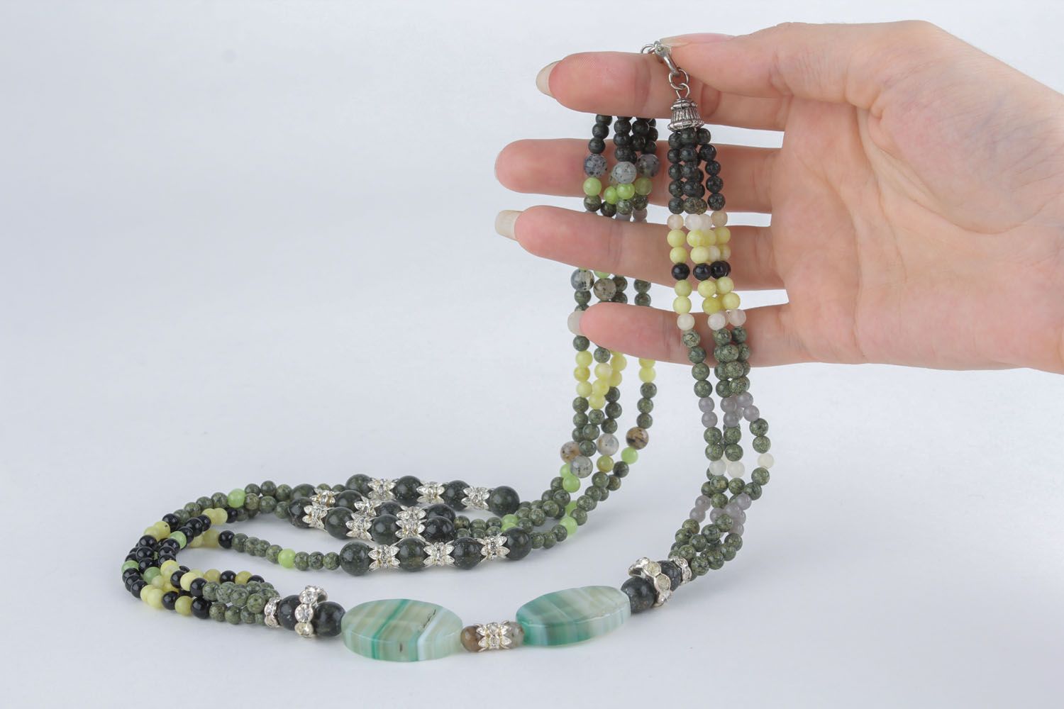 Women's necklace with natural stones photo 5