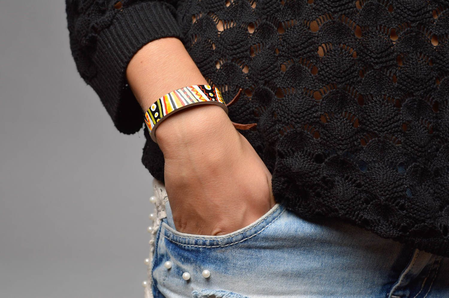Bracelet cuir noir Bijou fait main motif multicolore vif Accessoire femme photo 5