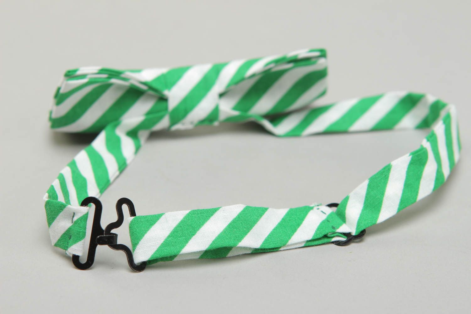 Striped fabric bow tie photo 3
