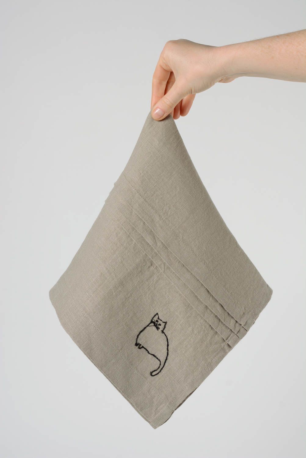 Petite serviette de bain en tissu de lin grise faite main brodée avec chat photo 2