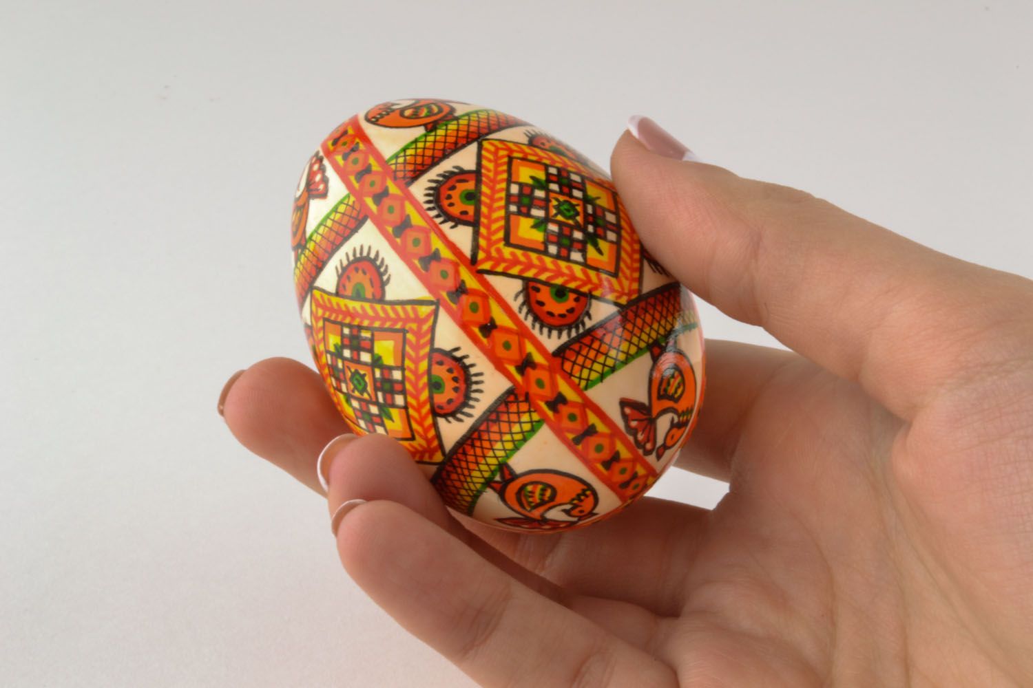 Huevo de Pascua hecho de madera foto 5