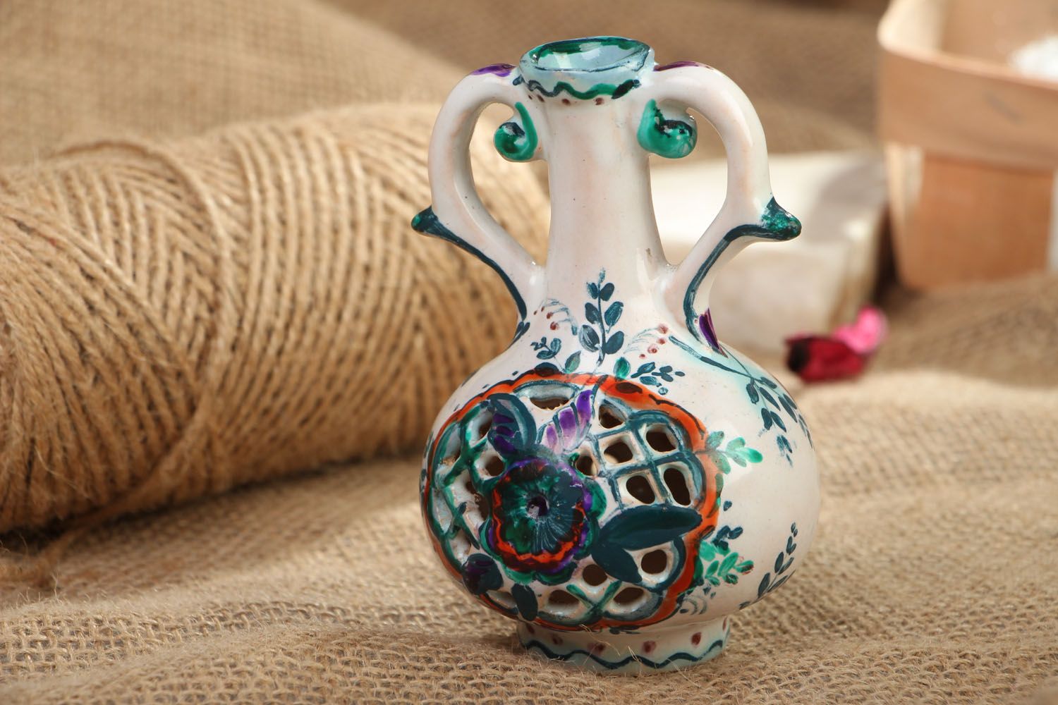 Tiny ceramic figurine Vase photo 5