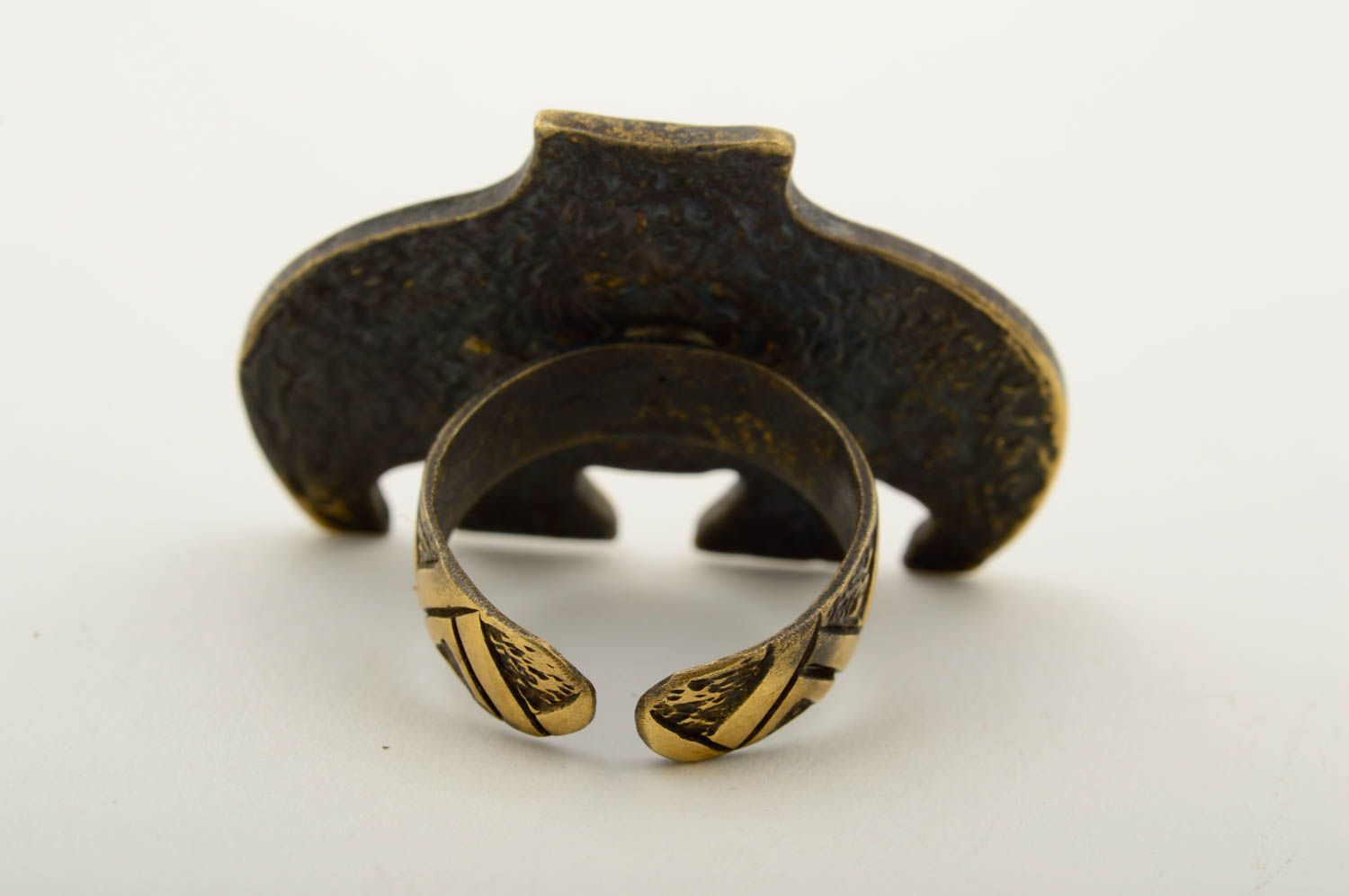 Кольцо ручной работы женский перстень с натуральным камнем кольцо из бронзы фото 4