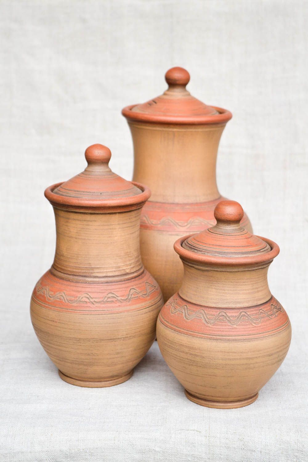Set of 3 ceramic 100 oz, 60 oz, and 30 oz pitchers without handles with lids in terracotta color 4,5 lb photo 5