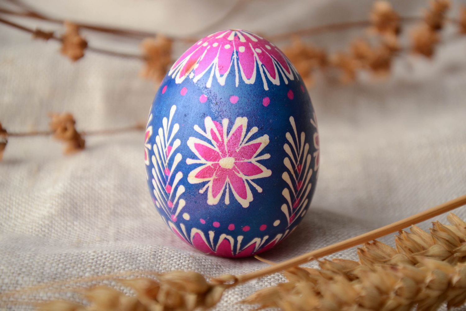 Handmade Easter egg with Lemkiv painting photo 1