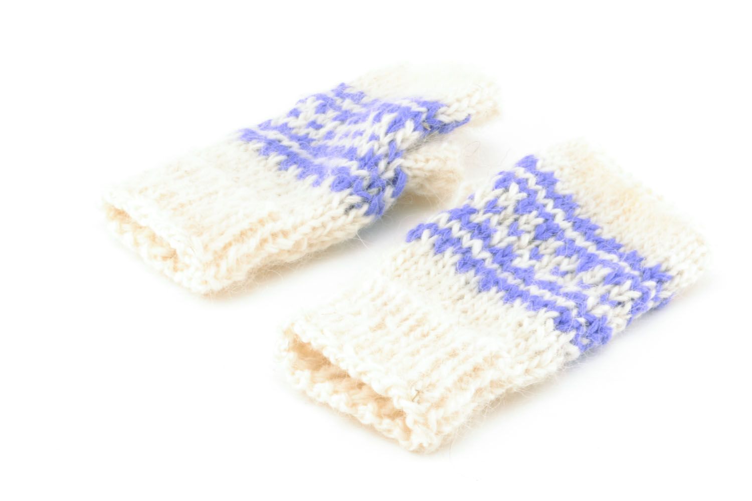 Woolen mittens with blue pattern photo 3
