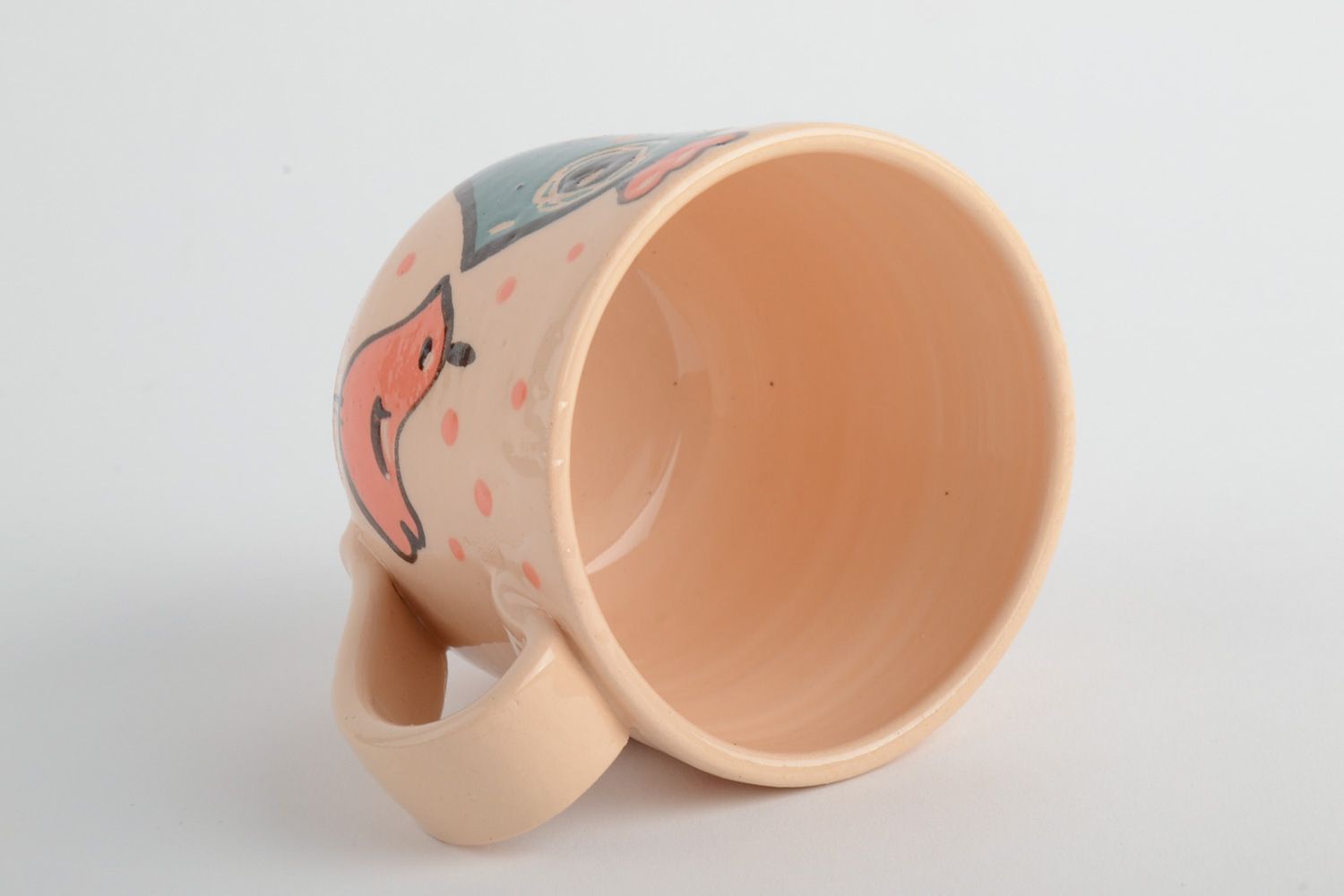 Керамическая чашка расписанная эмалью и покрытая глазурью с рисунком птичек фото 4