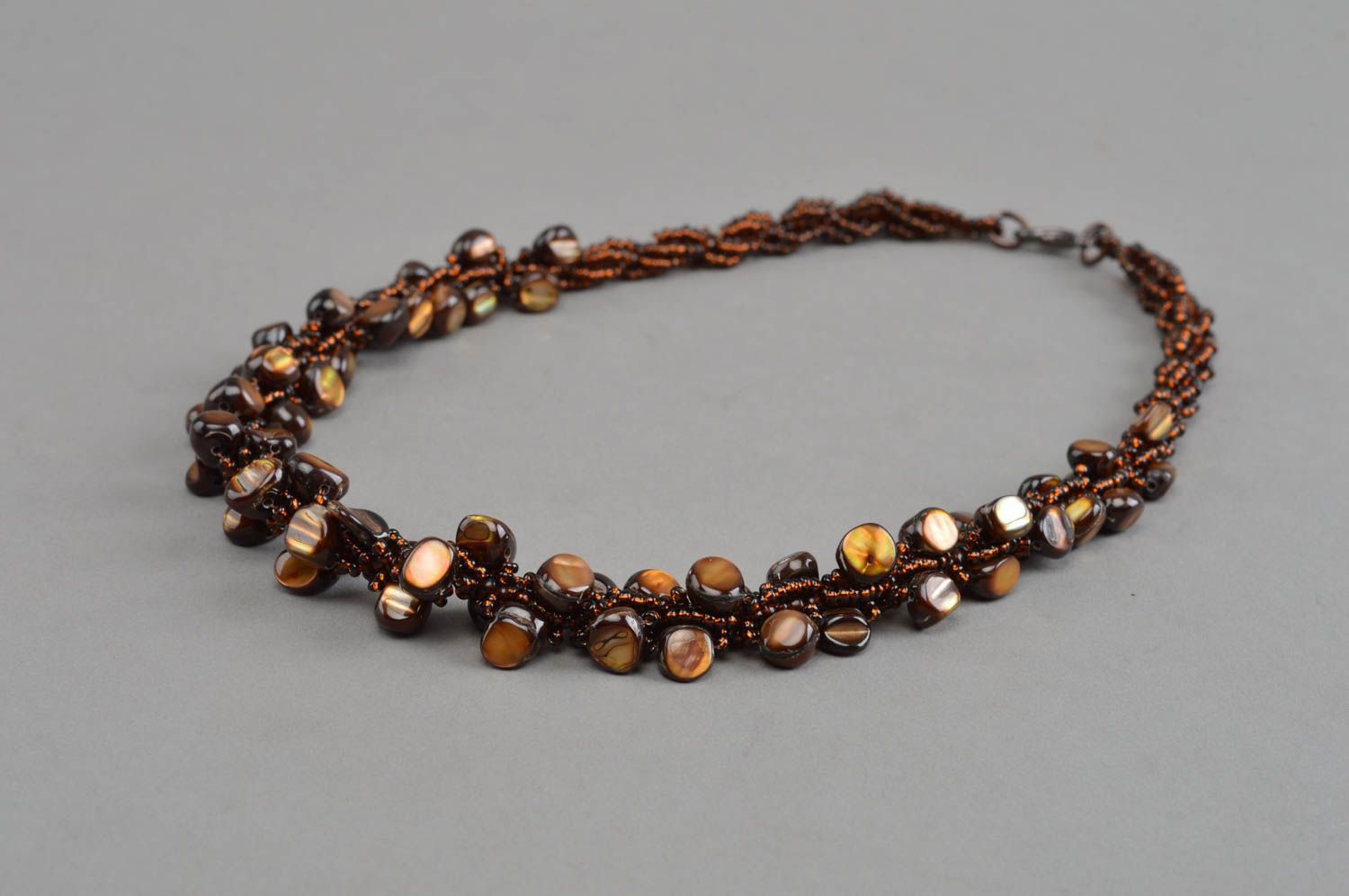 Collier fait main en nacre et perles de rocaille original brun pour femme photo 4