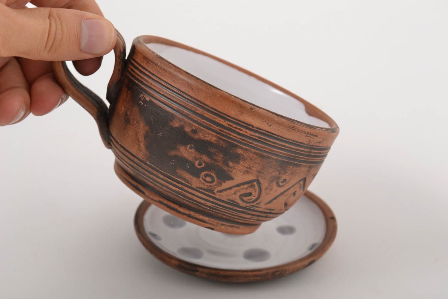 Tasse und Untertasse Ton Geschirr schönes handgemachtes Geschirr Keramik Tasse  foto 8