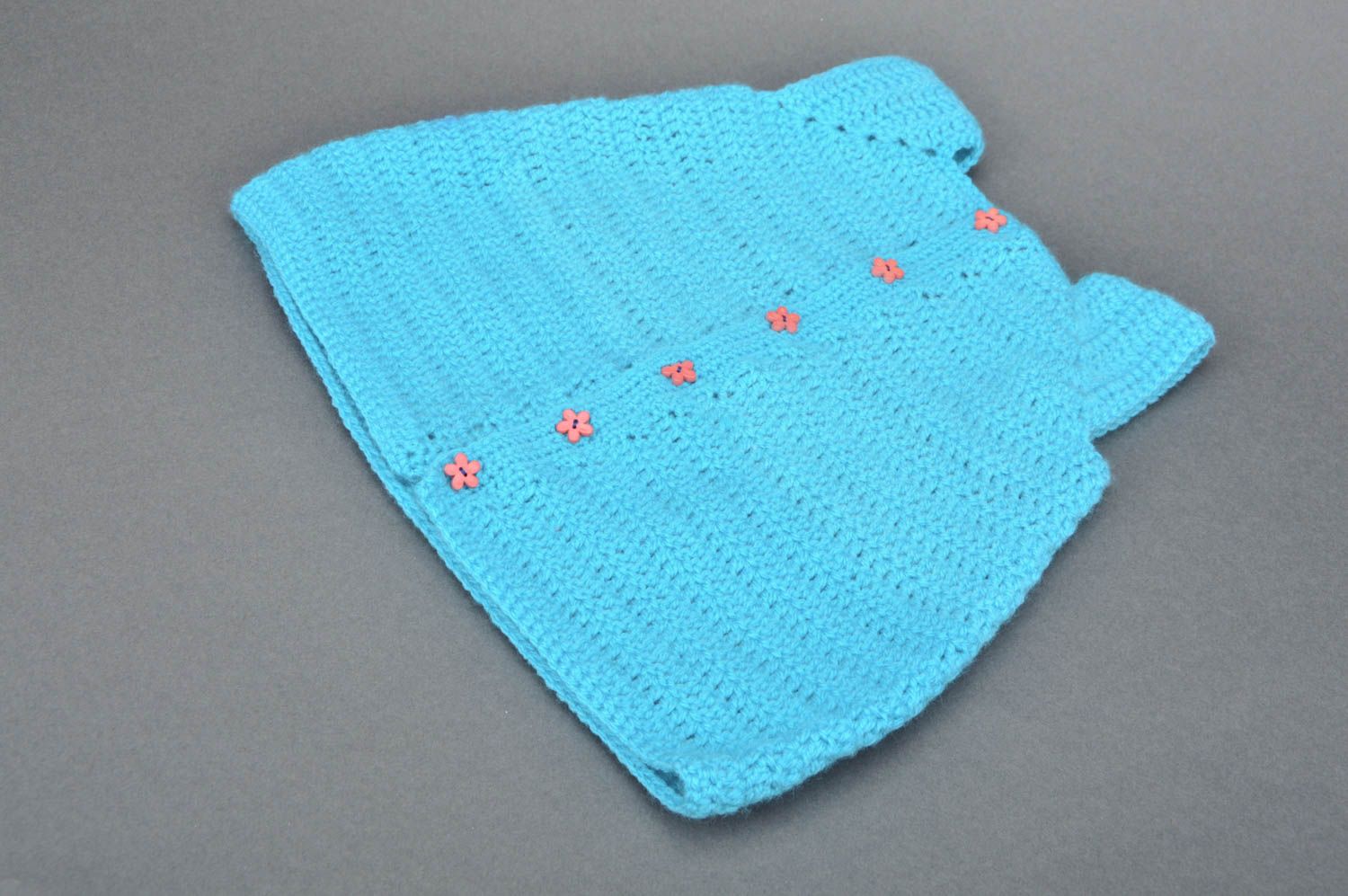 Gilet tricoté pour enfant fait main en fils acryliques bleu hypoallergénique photo 3