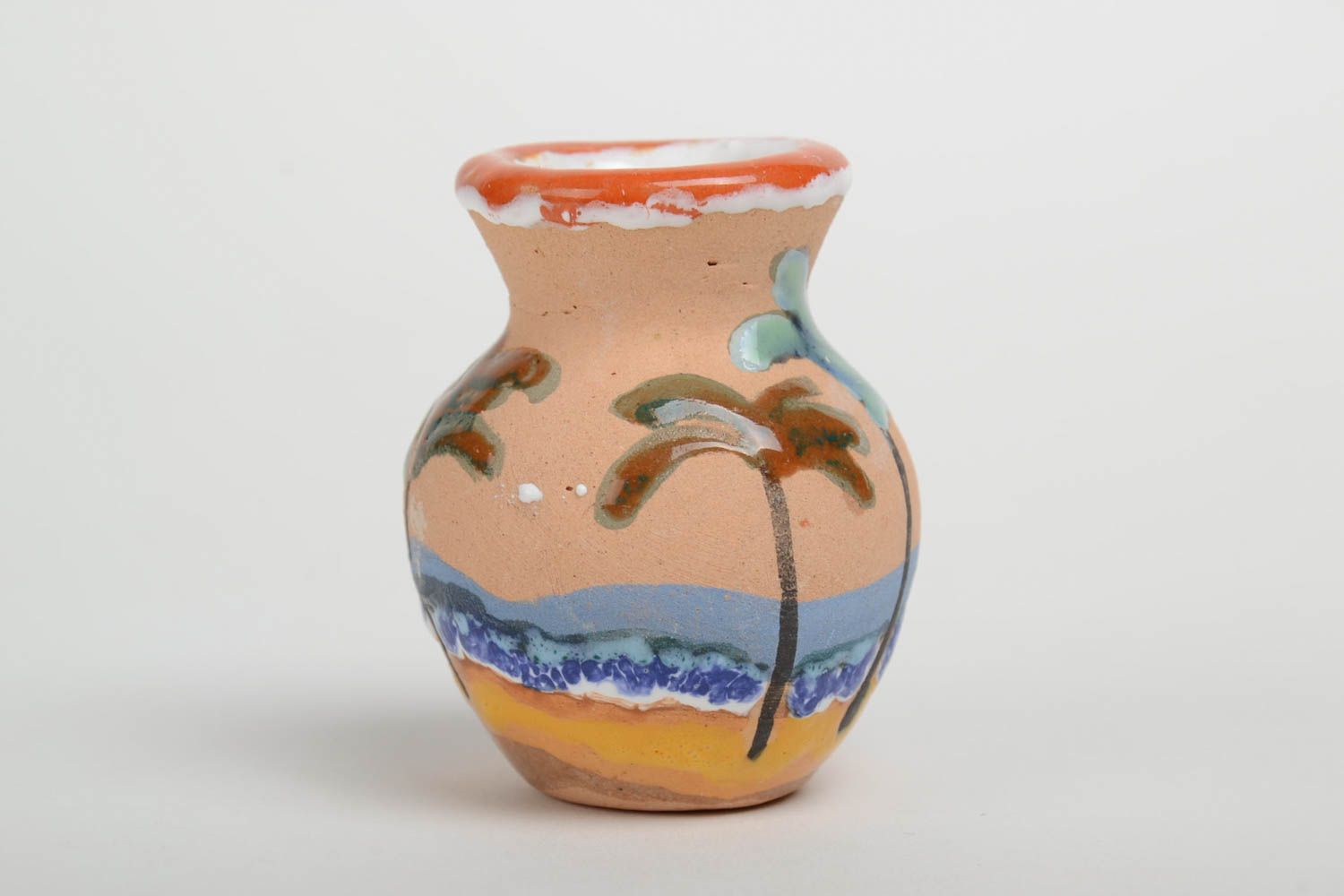 Яркий декоративный глиняный кувшин ручной работы миниатюрный красивый фото 2