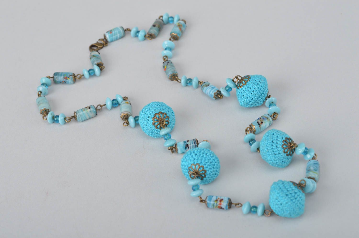 Collier long Bijou fait main bleu original avec perles fantaisie Cadeau femme photo 4