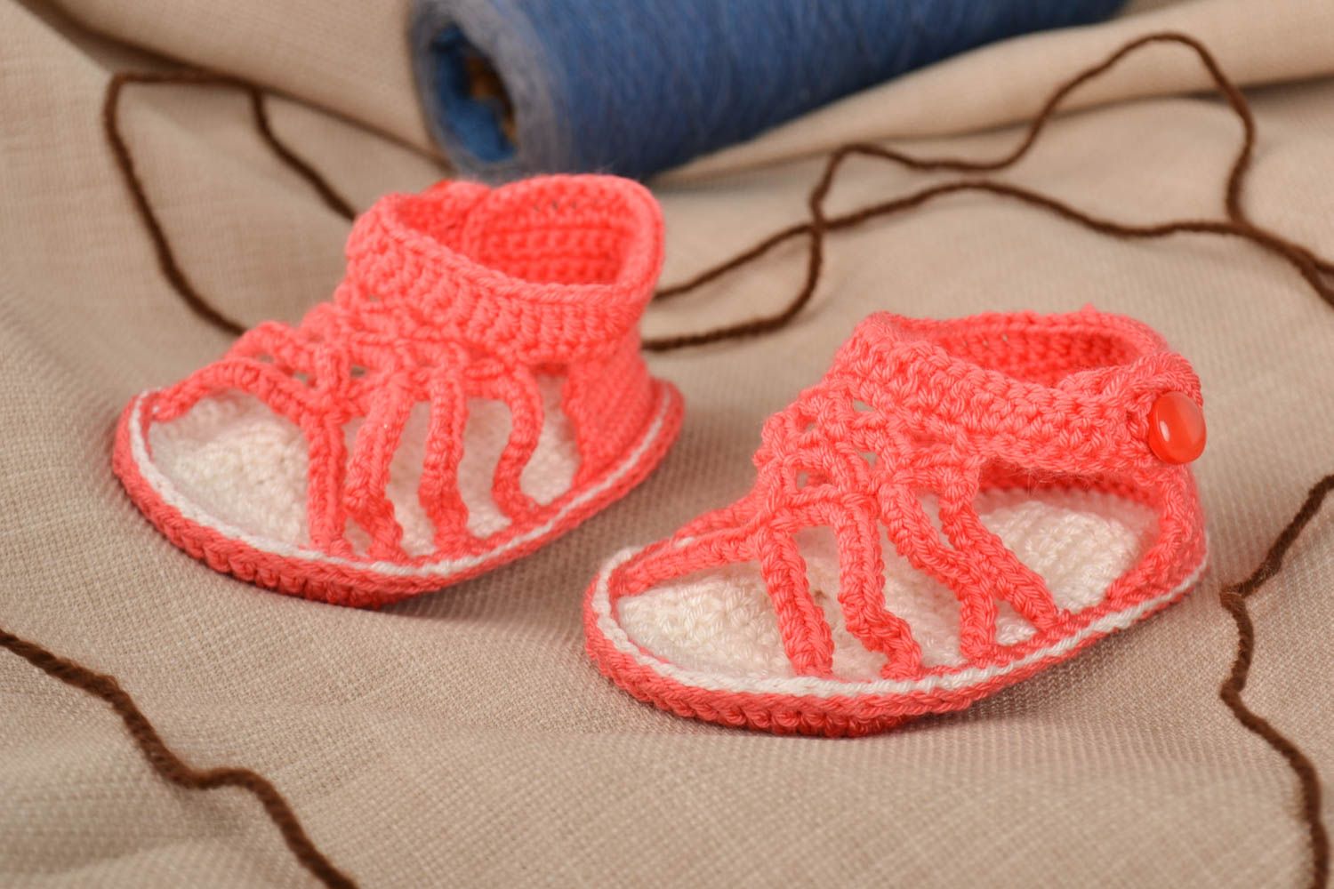 Handmade crocheted baby bootees unusual cute warn sandals lovely kids shoes photo 1