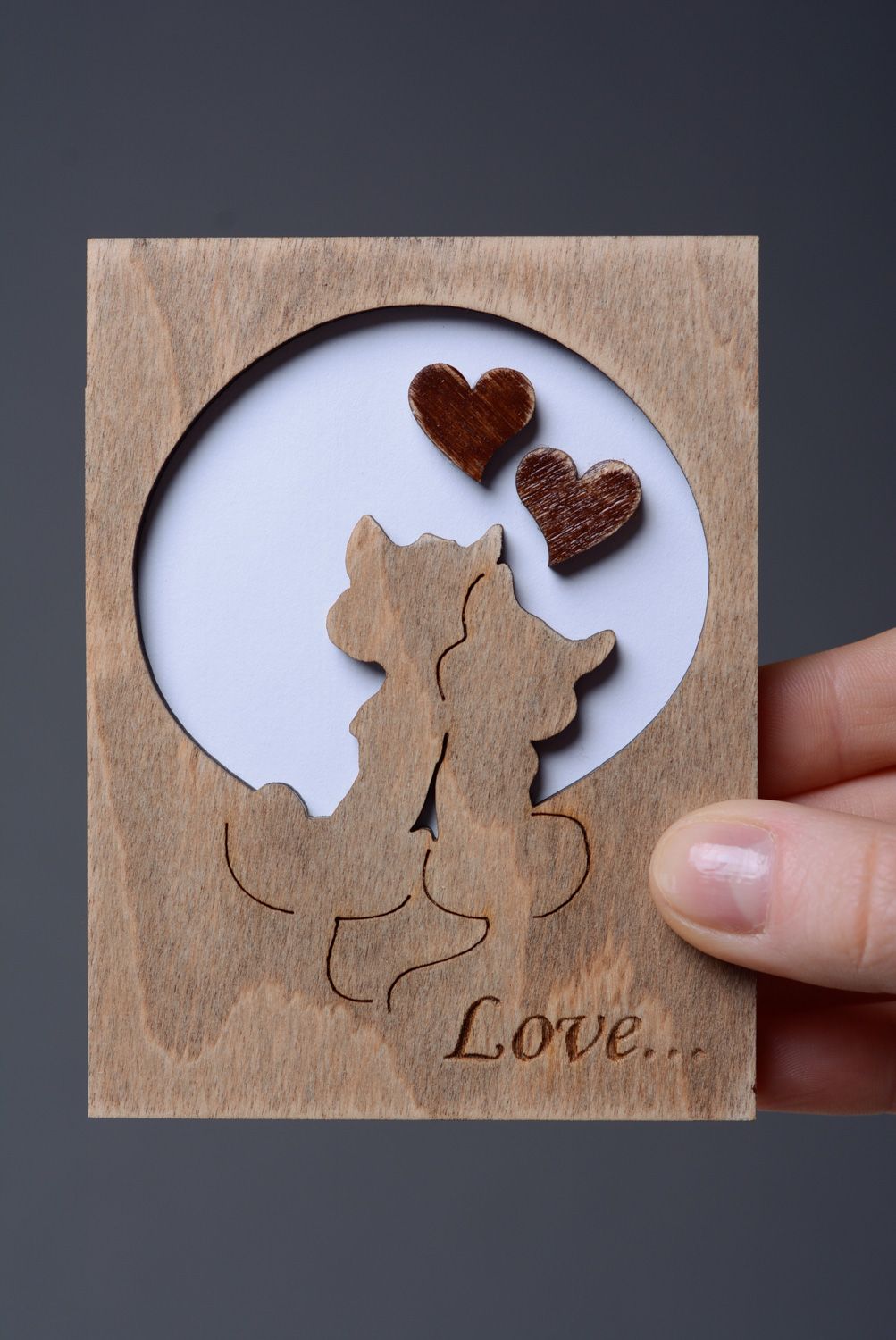 Belle carte de voeux en bois faite main originale décorée en relief Love photo 5