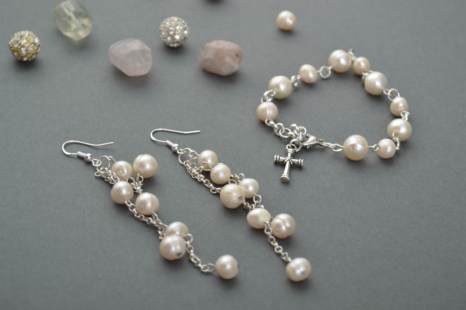 Handmade pearl jewelry set beaded earrings beaded bracelet designs gift ideas photo 1
