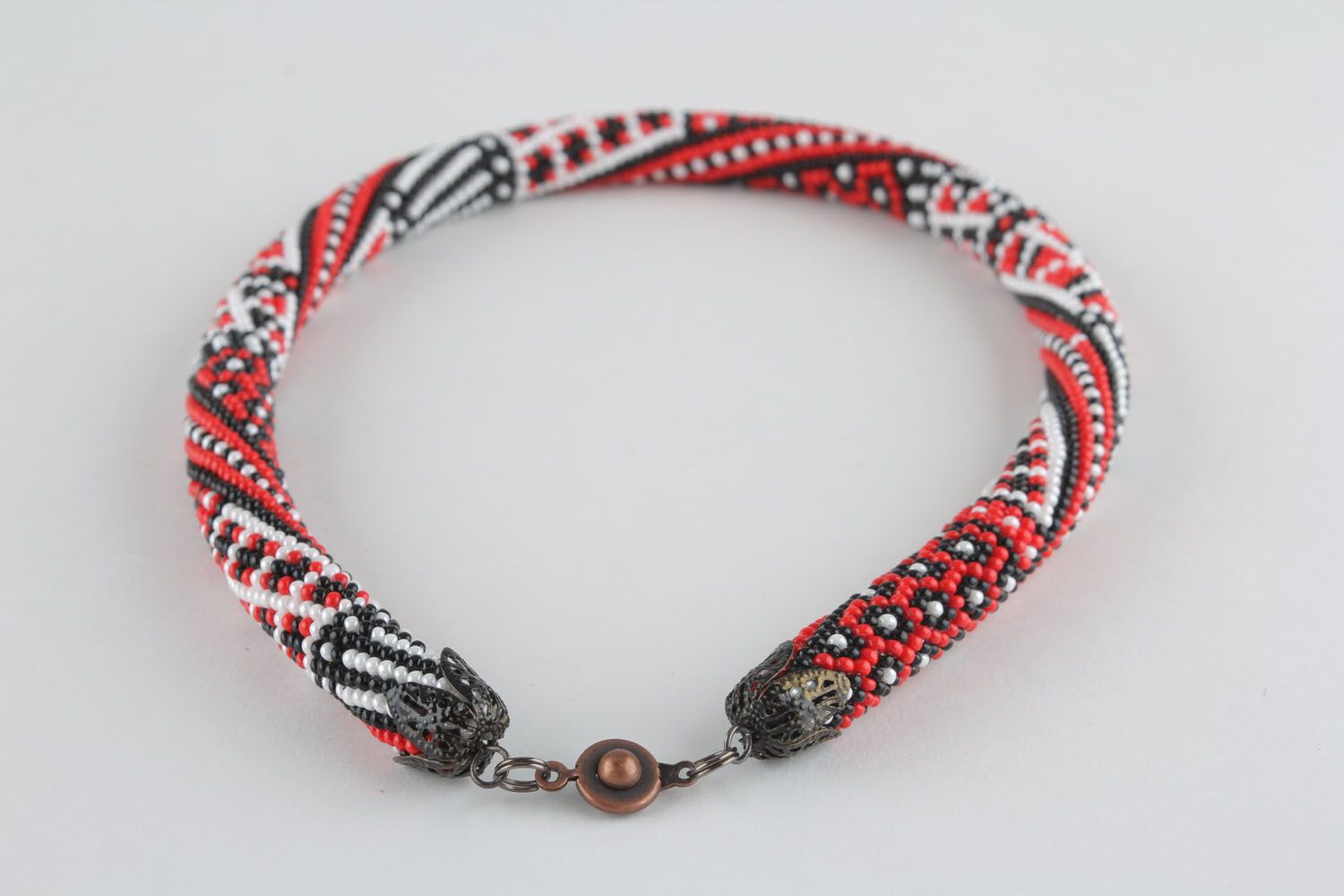 Beaded cord necklace with ethnic pattern  photo 1