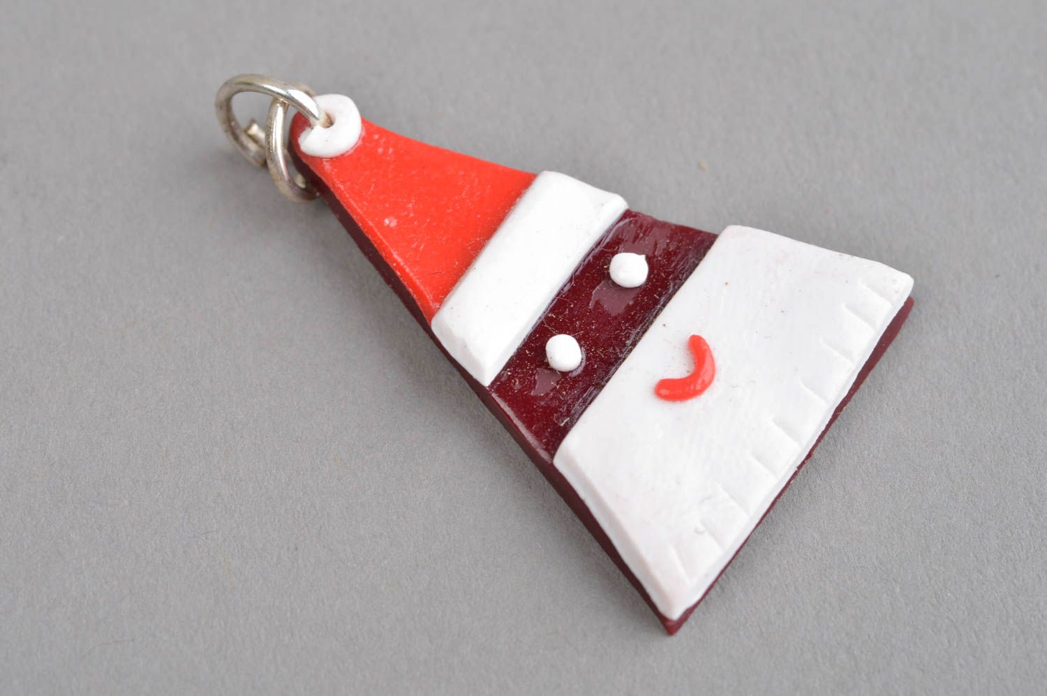 Pendentif triangle Bijou fait main Père Noël en pâte polymère Cadeau pour femme photo 2