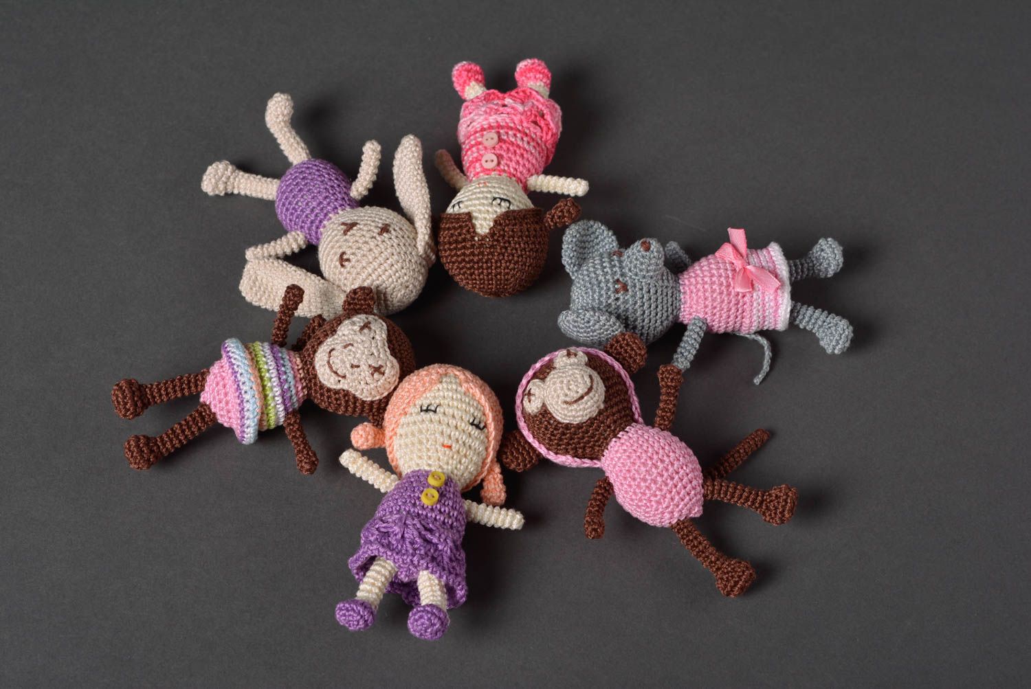 Doudou souris fait main Jouet tricot en coton au crochet Cadeau enfant original photo 5