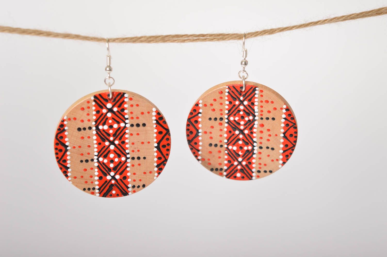 Украшение ручной работы модные серьги деревянное украшение с росписью Этника фото 5
