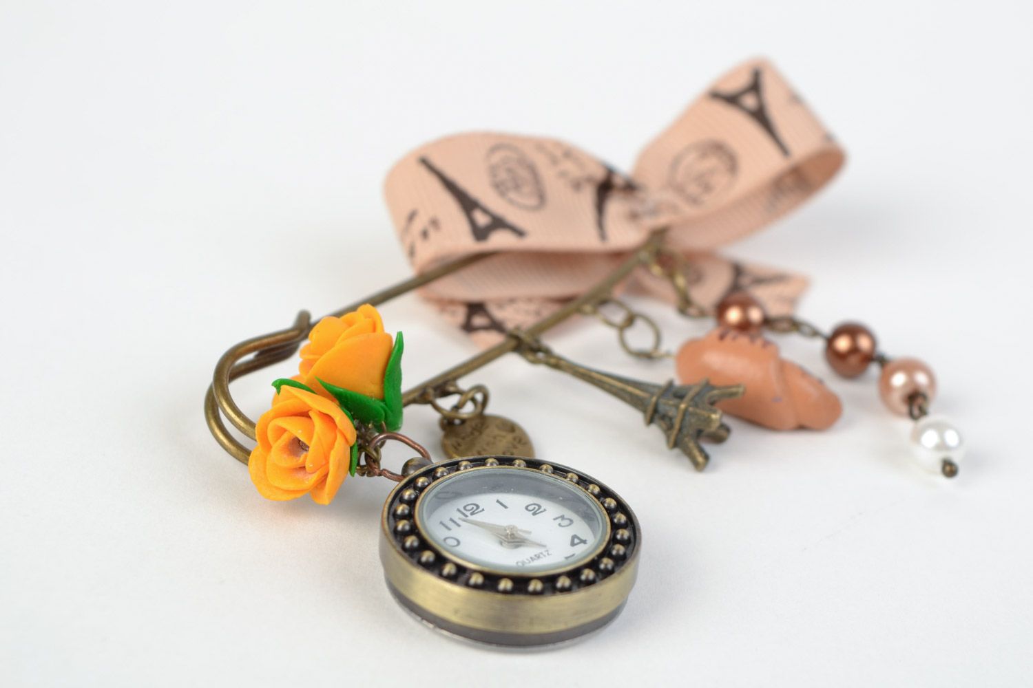 Brosche aus Polymerton mit Uhr für Tasche oder Oberkleidung Paris Handarbeit foto 3