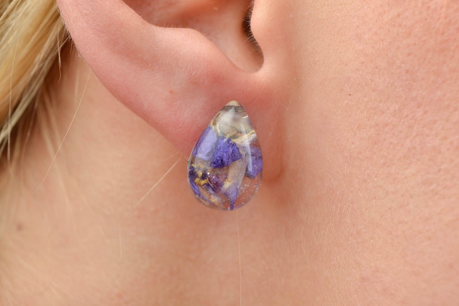 Boucles d'oreilles gouttes Bijou fait main violet résine époxy Cadeau femme photo 2