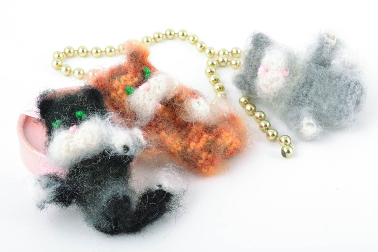 Set de marionnettes à doigts tricotées au crochet en laine faites main 3 pièces photo 1