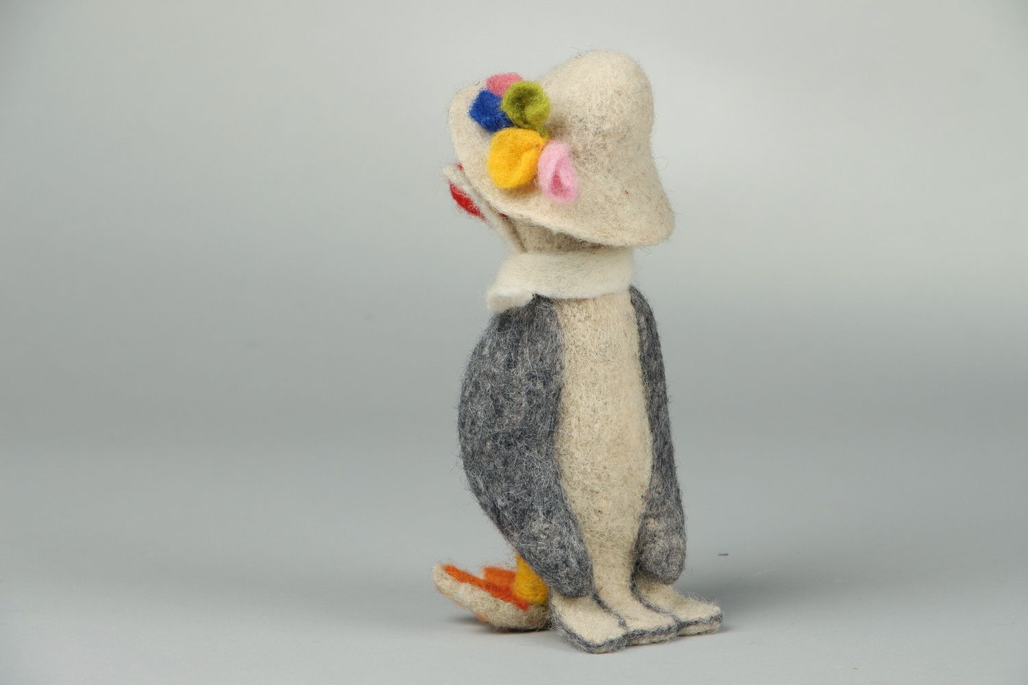 Woolen toy Bird in the Hat photo 3