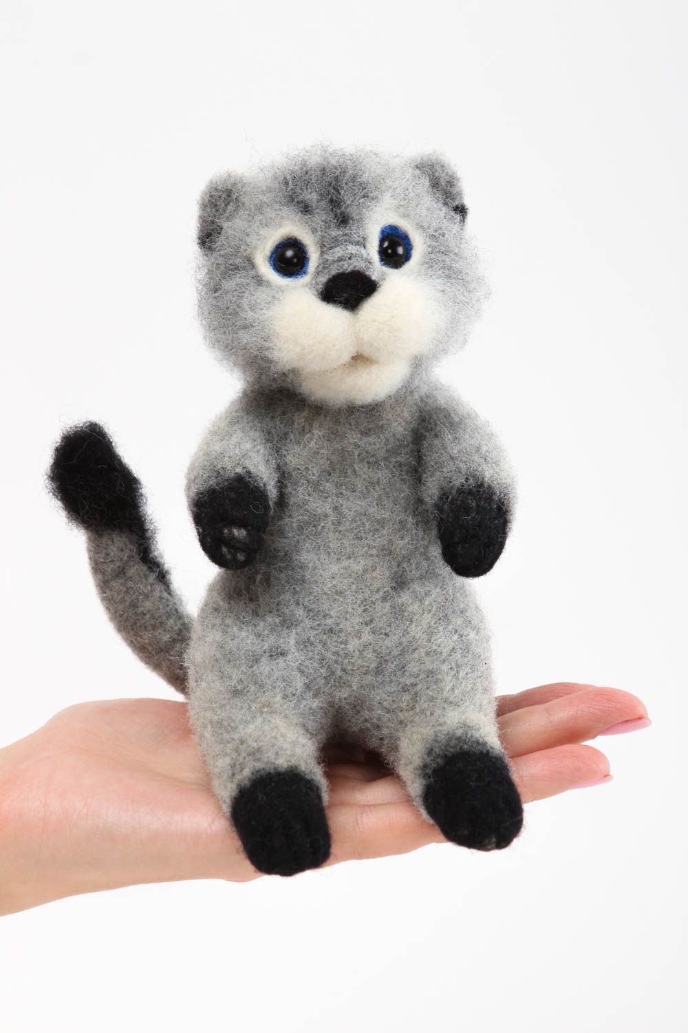 Handmade Tier gefilzt natürliches Spielzeug Katze Kuscheltier schön grau foto 5