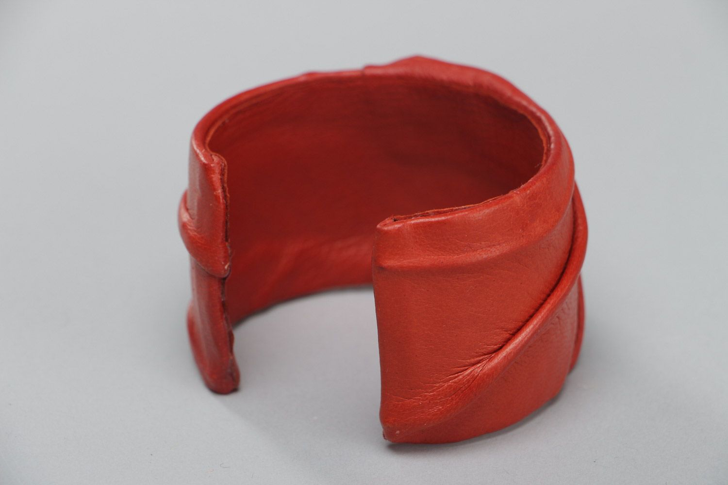 Bracelet en vrai cuir avec jaspe et taille réglable fait main rouge pratique photo 4