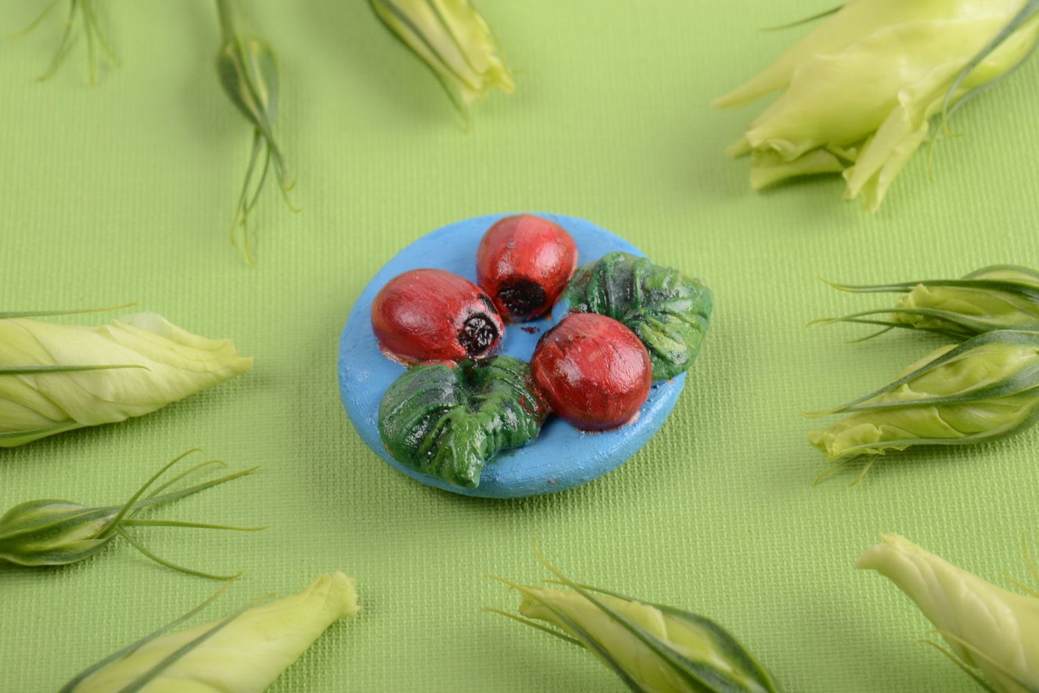 Handmade ceramic fridge magnet unusual round souvenir cute painted home decor photo 1