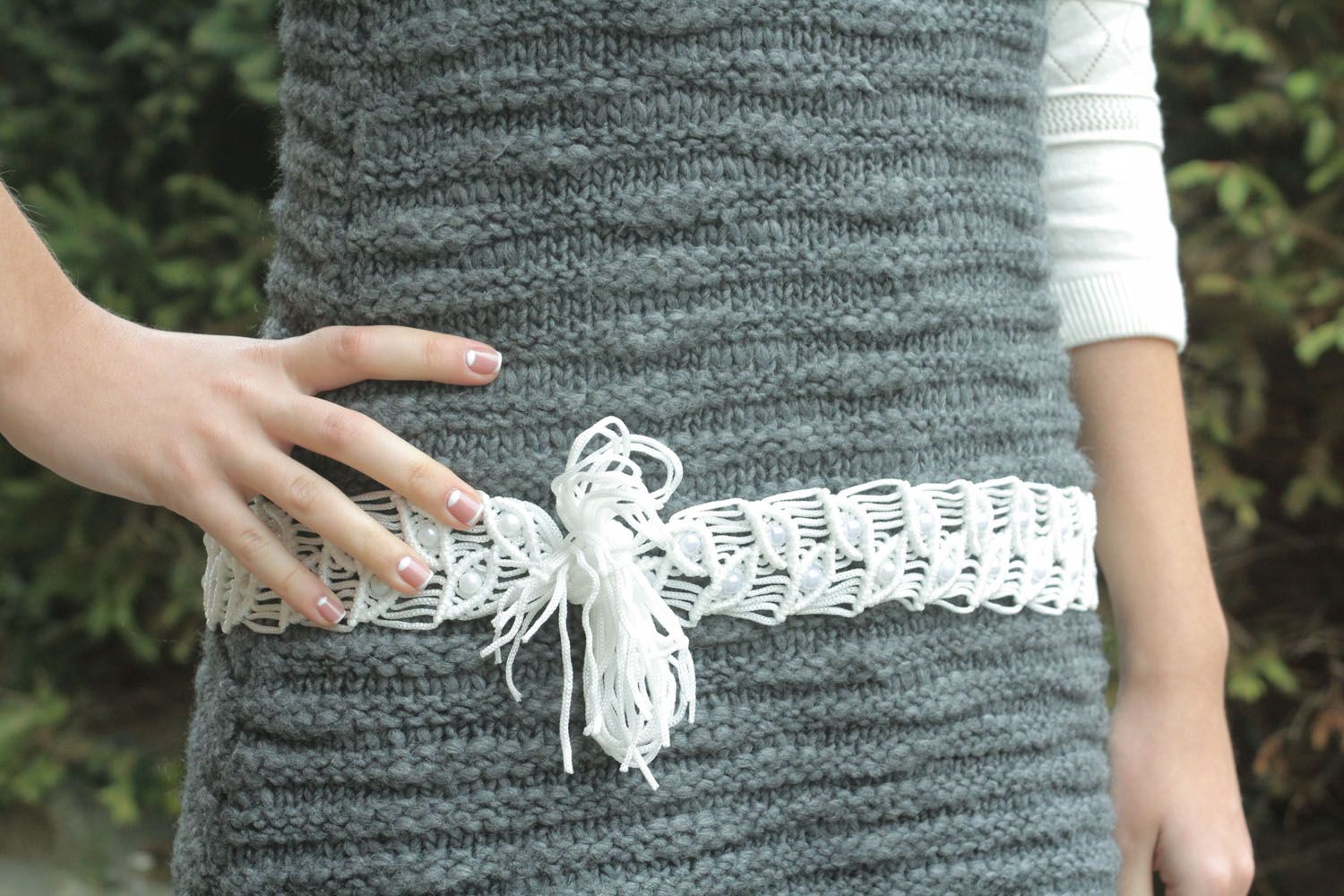 Cintura donna intrecciata fatta a mano cinghia di fili bella accessorio bianco foto 1
