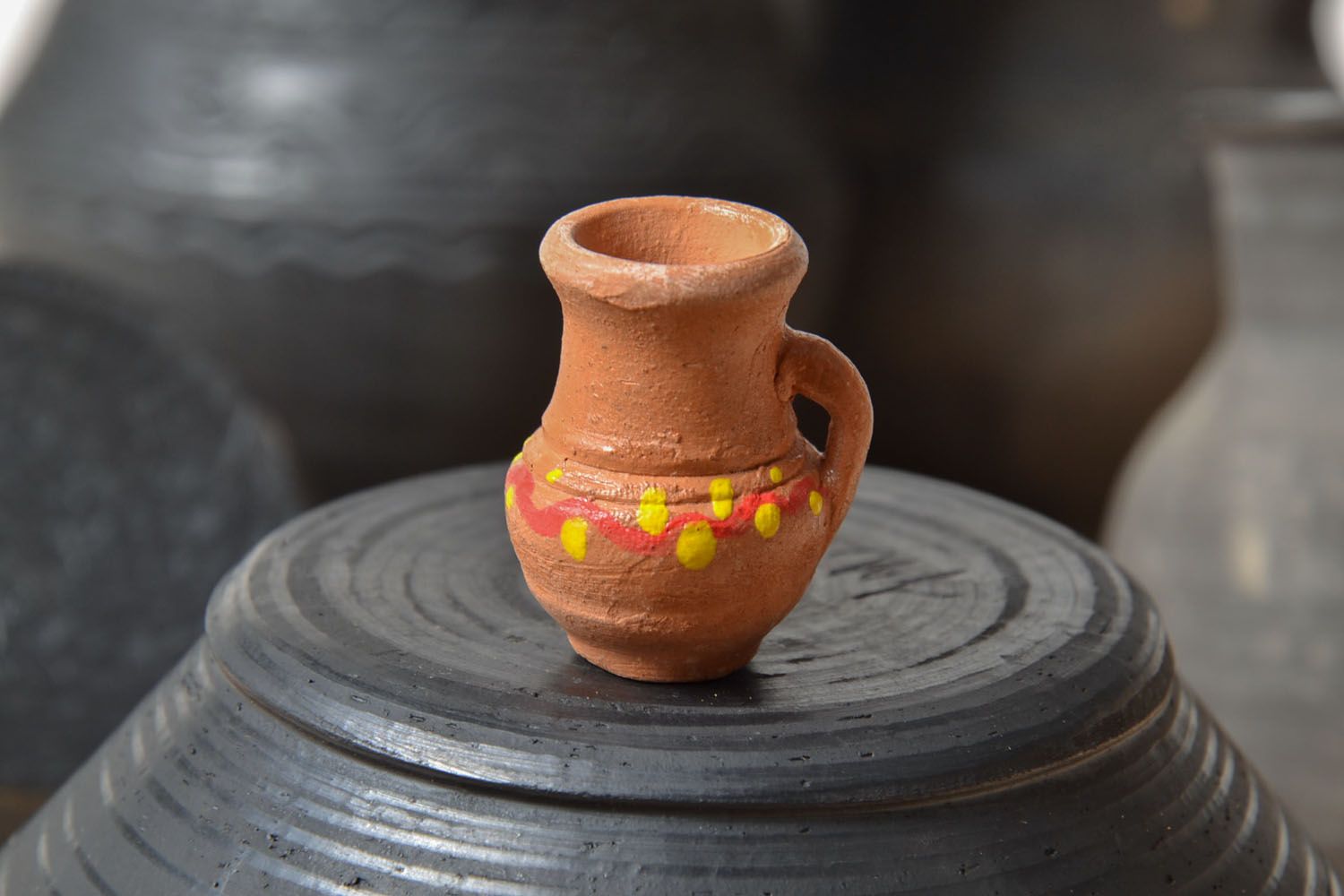 Little mini ceramic pitcher 1,18 inches tall 0,03 lb photo 1