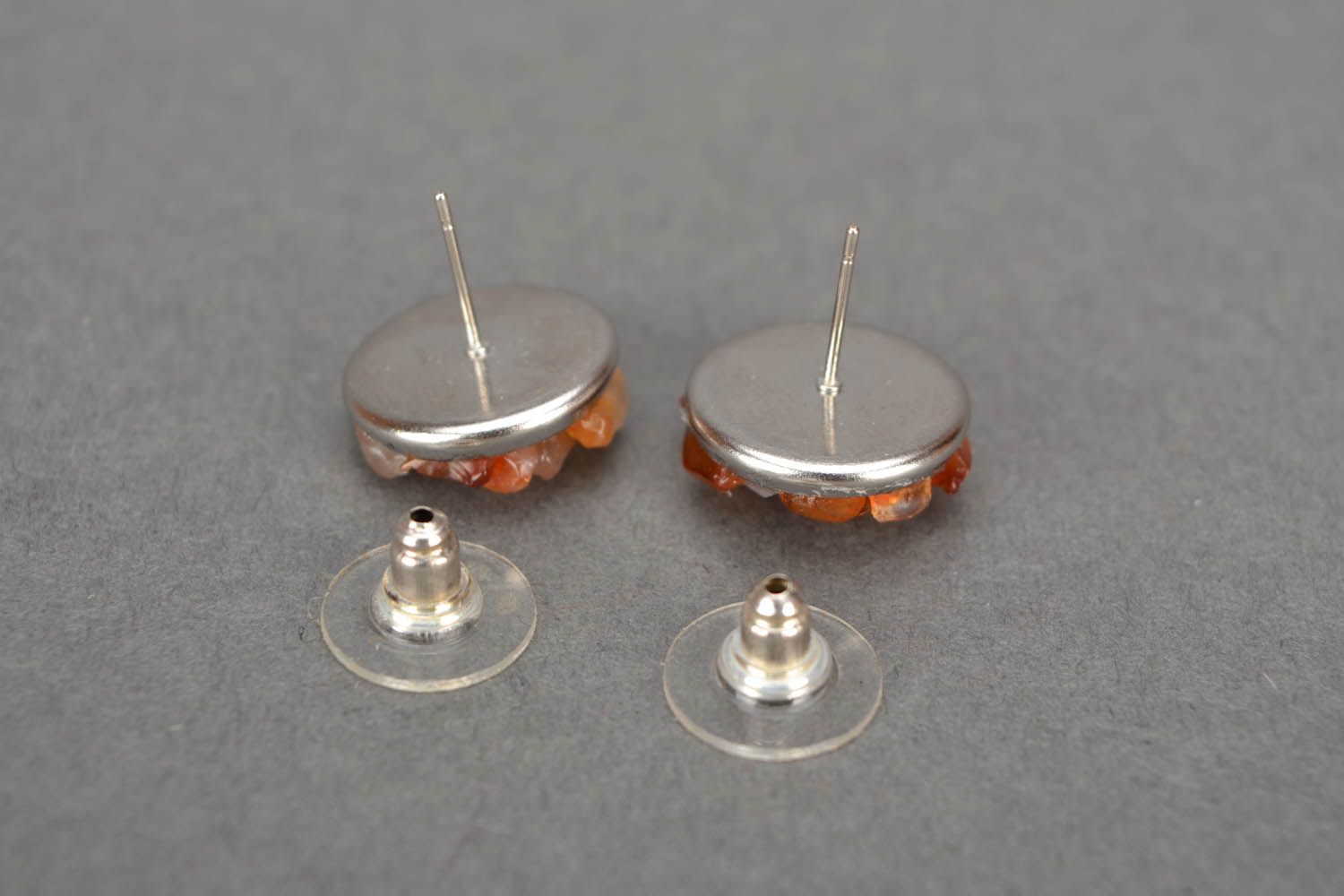 Stud earrings with cornelian photo 4