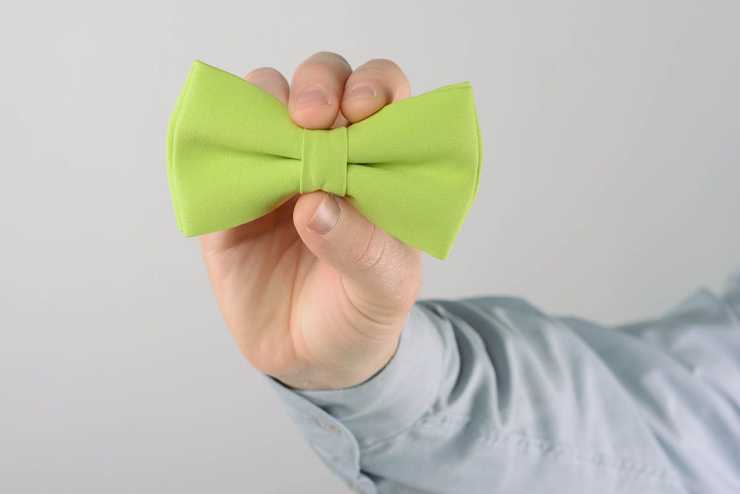 Classic lime bow tie photo 5