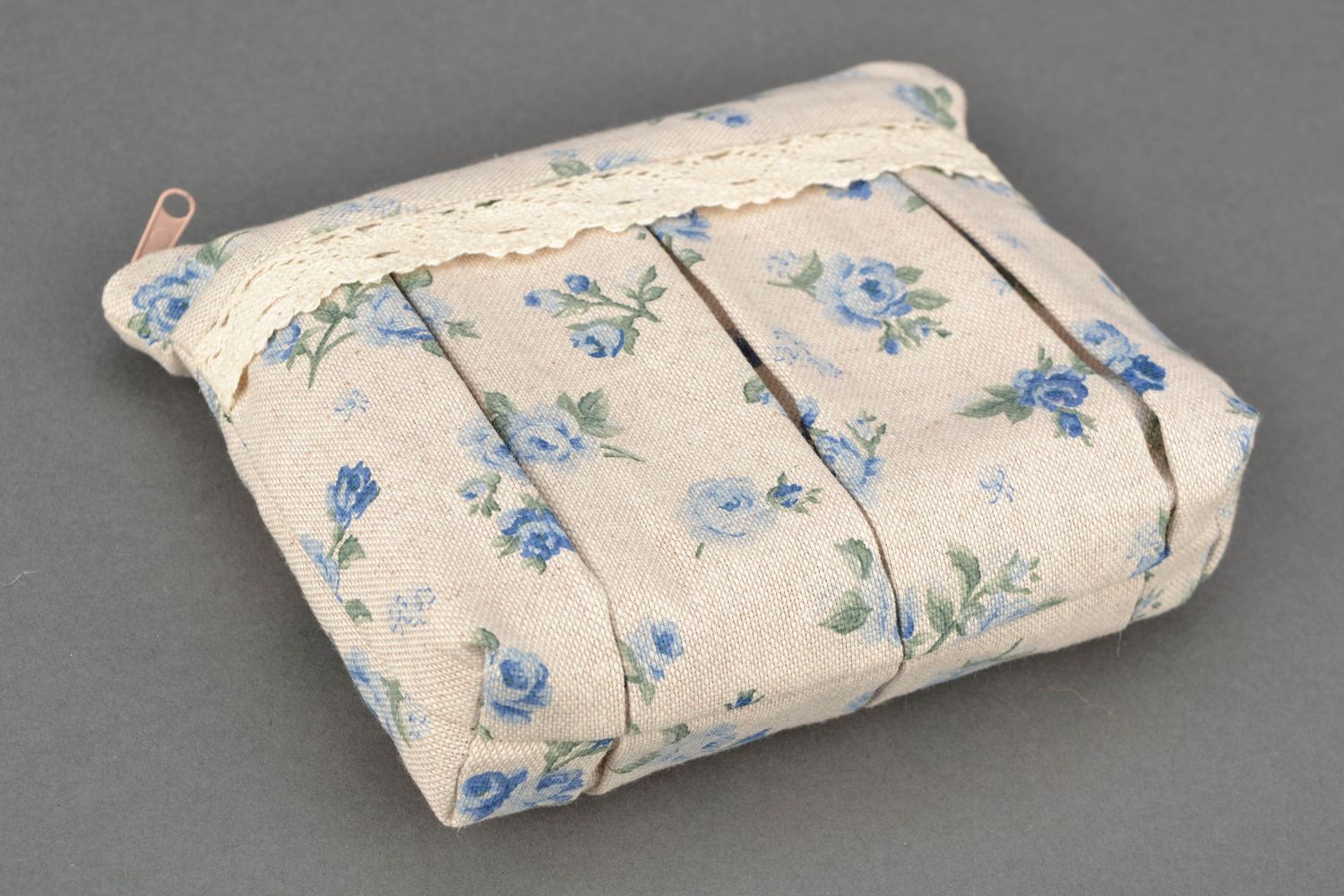 Fabric beauty bag with print and zipper Blue Rose photo 5