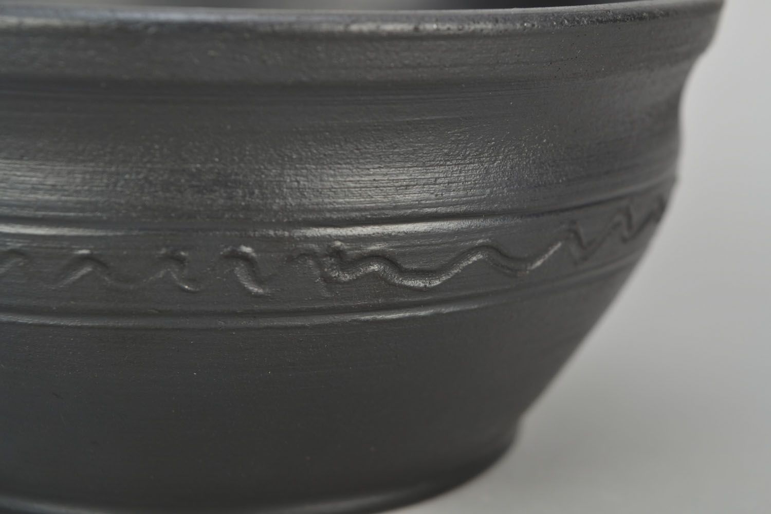 Escudilla de cerámica negra ahumada foto 4