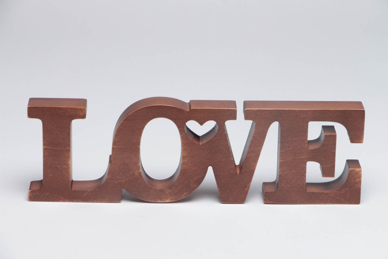 Palabra de madera decorativa artesanal marrón love adorno para casa  foto 2