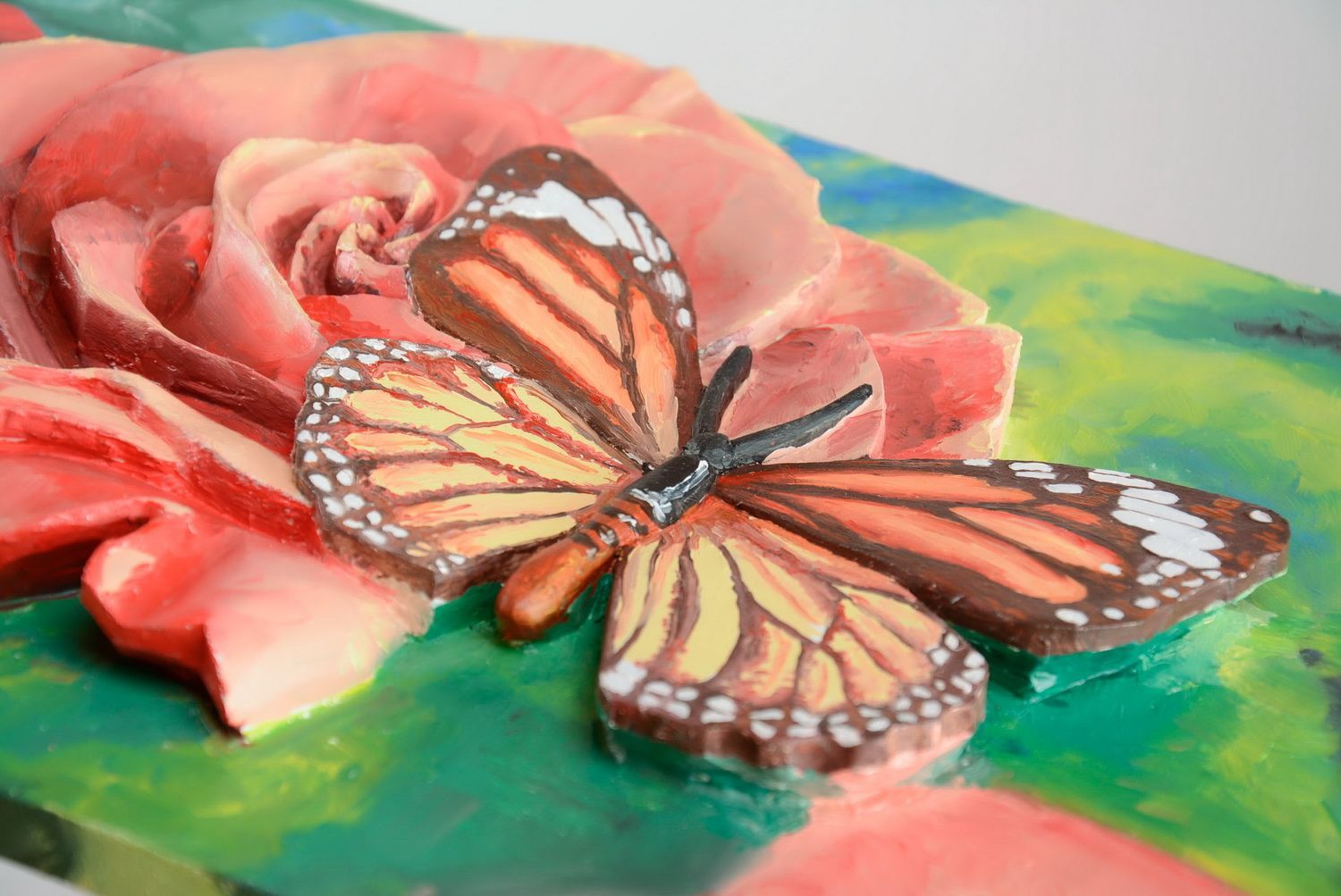 Quadro pintado à óleo Borboleta numa rosa foto 2