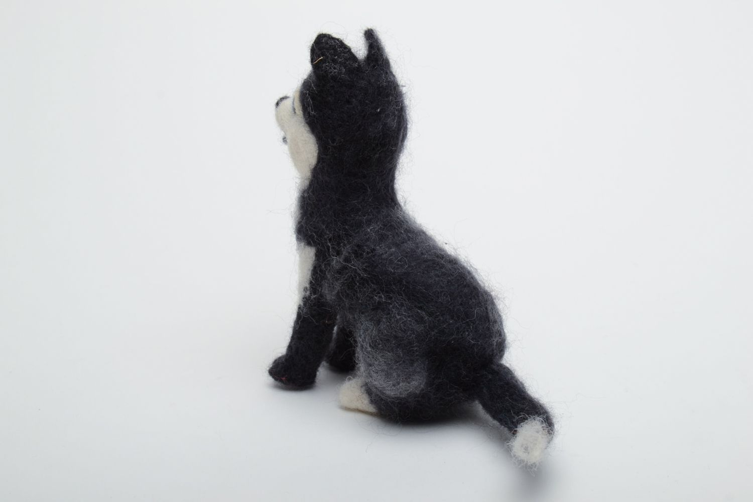 Handmade soft toy felted of wool Husky photo 3