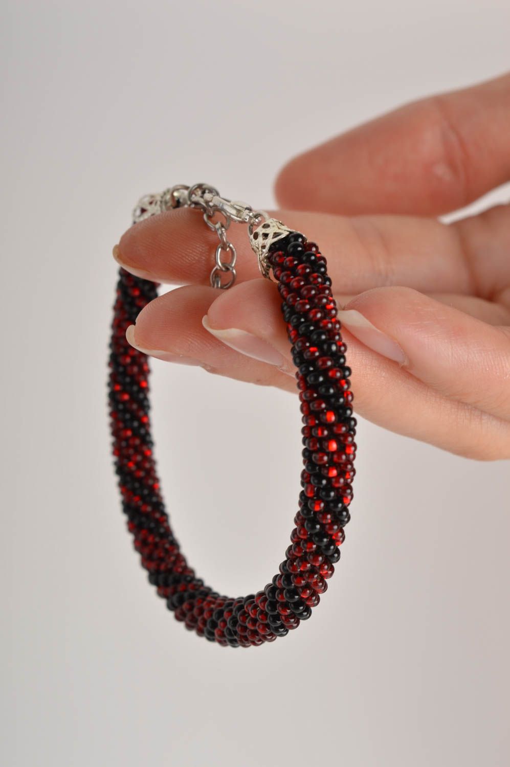 Dark cherry bead color bracelet for women photo 5