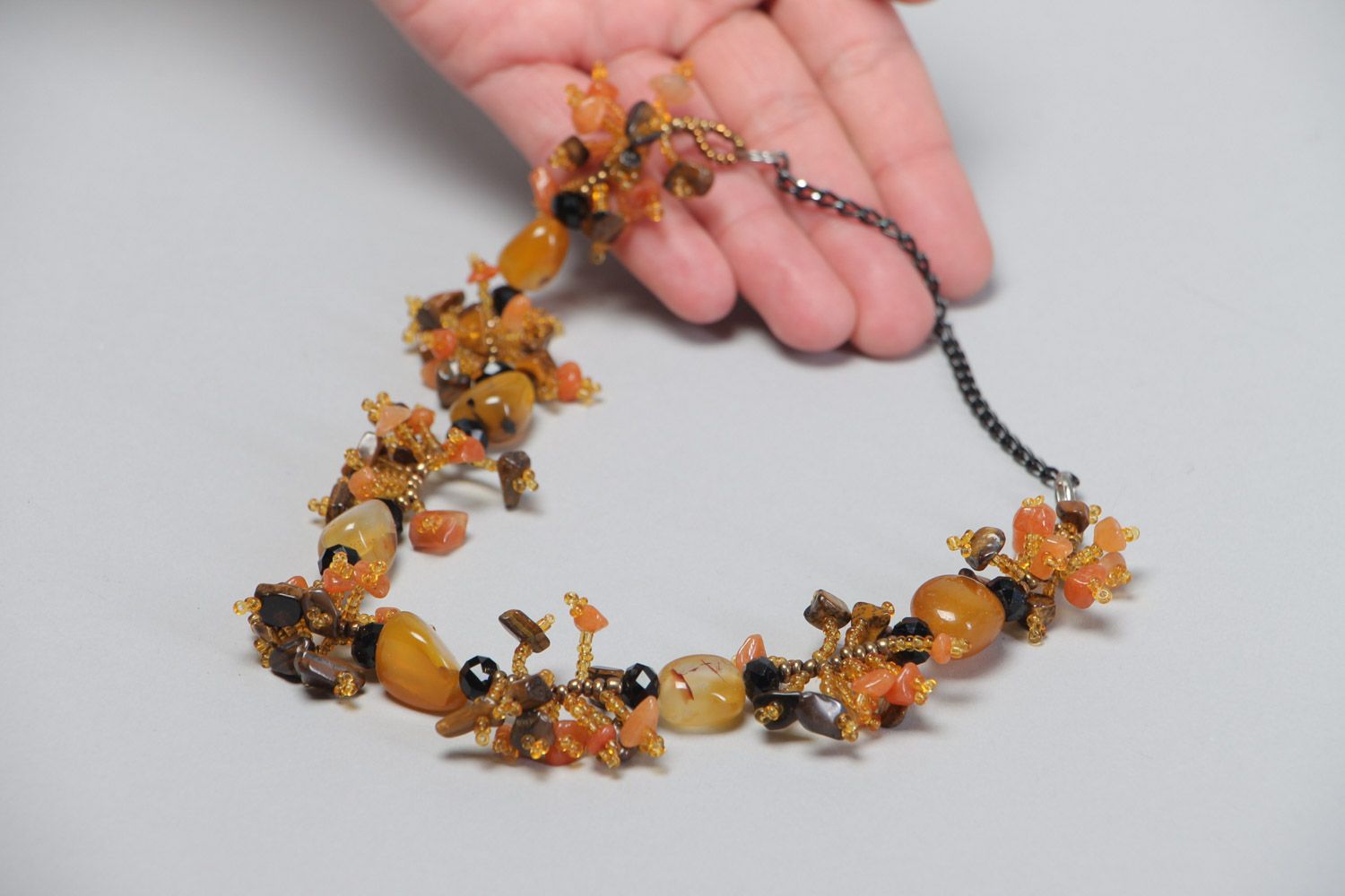 Joli collier en pierres naturelles original marron fait main cadeau pour femme photo 5