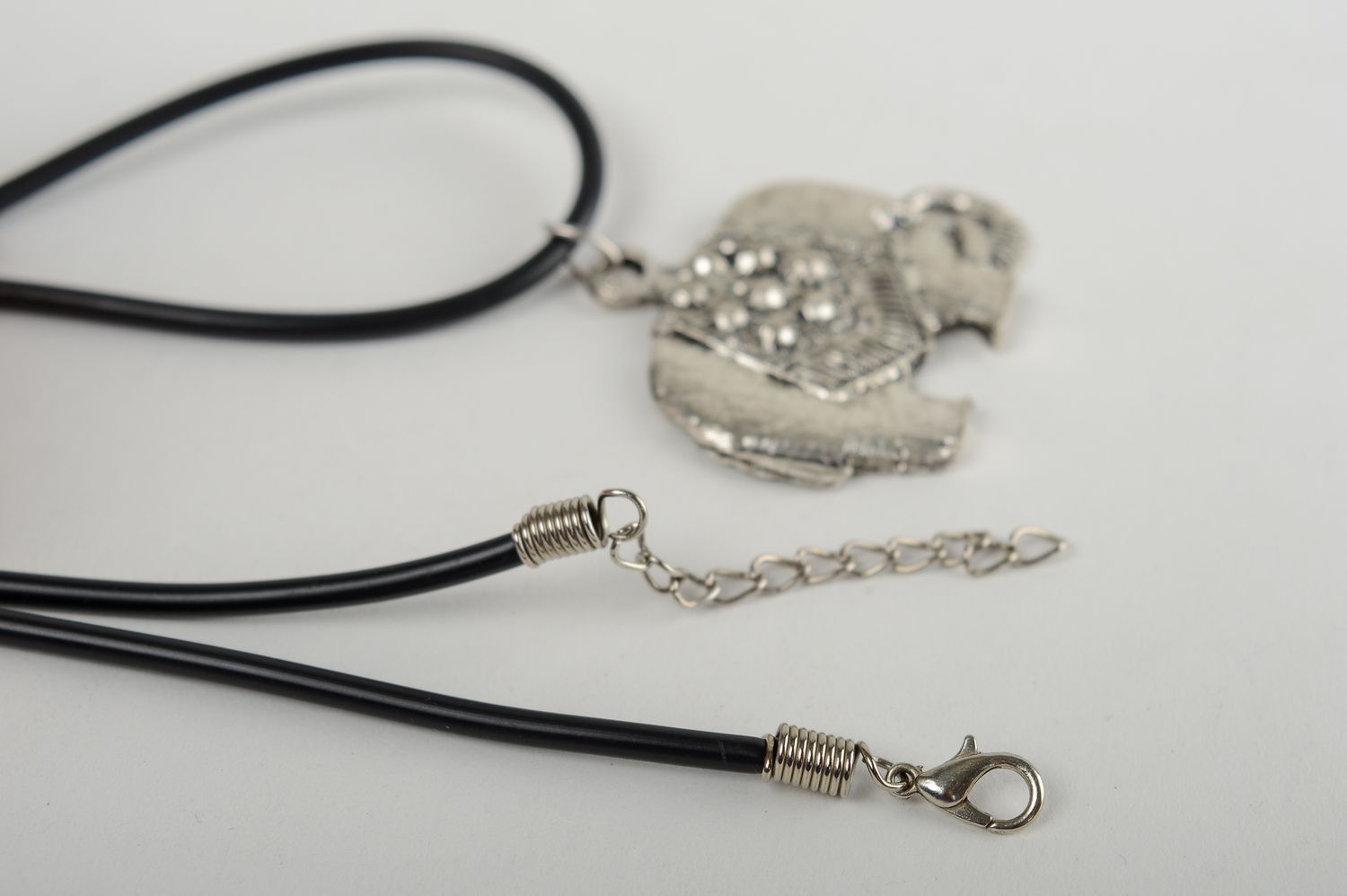 Handmade elephant pendant metal jewelry for women metal pendant for girls photo 2