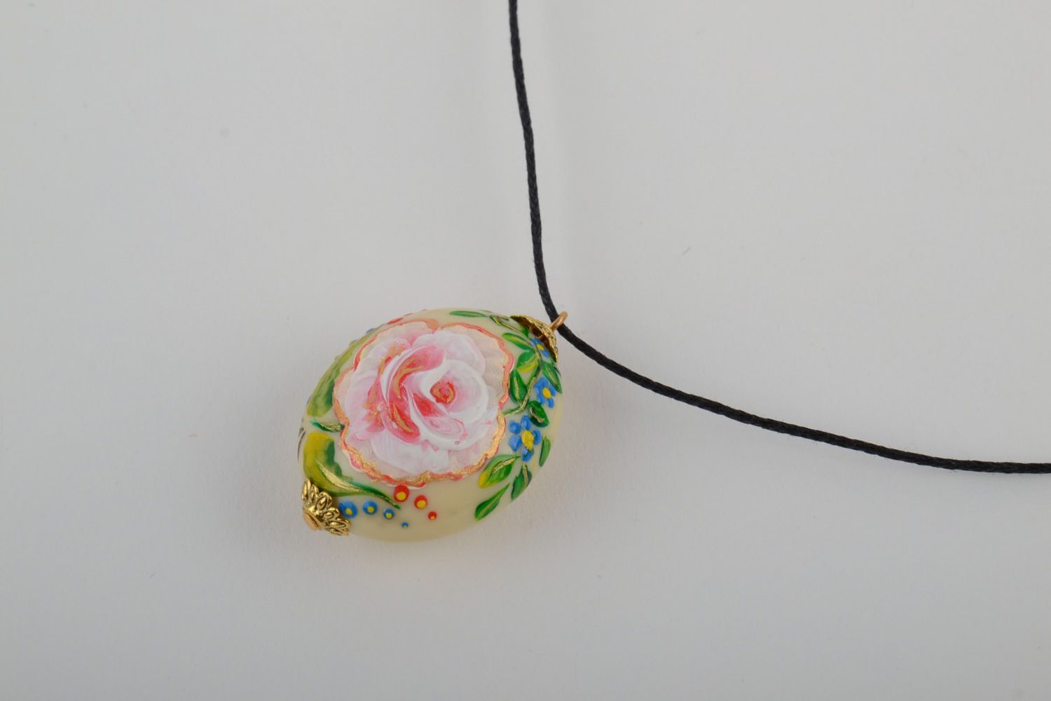 Handmade designer plastic pendant with acrylic painting on cord for women photo 2