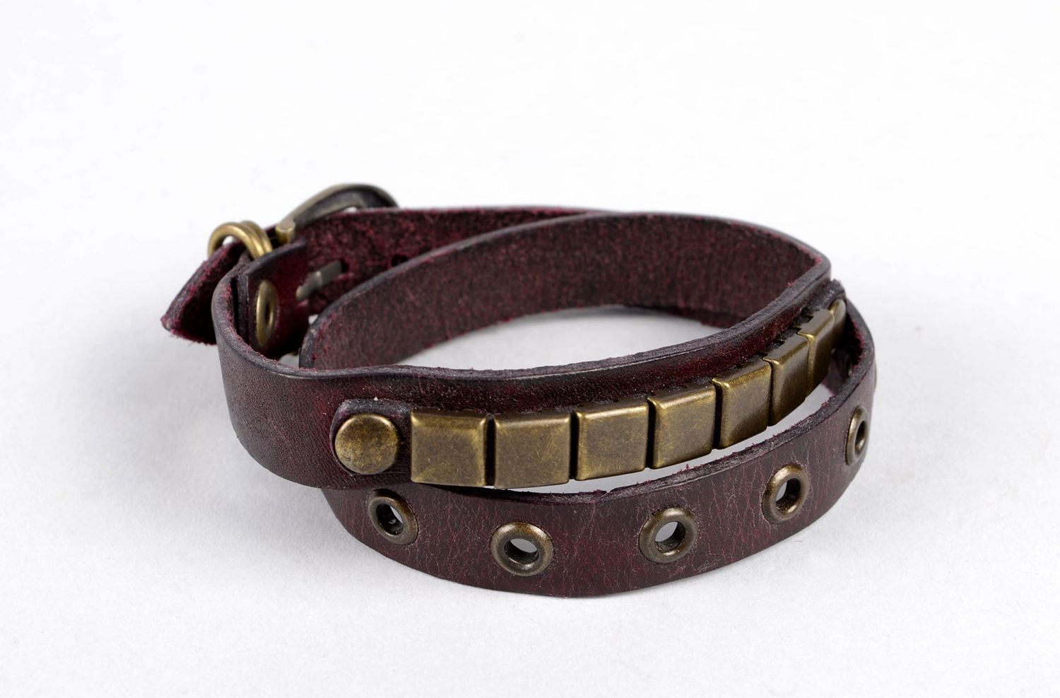 Bracelet en cuir marron Bijou fait main avec éléments en métal Cadeau original photo 4
