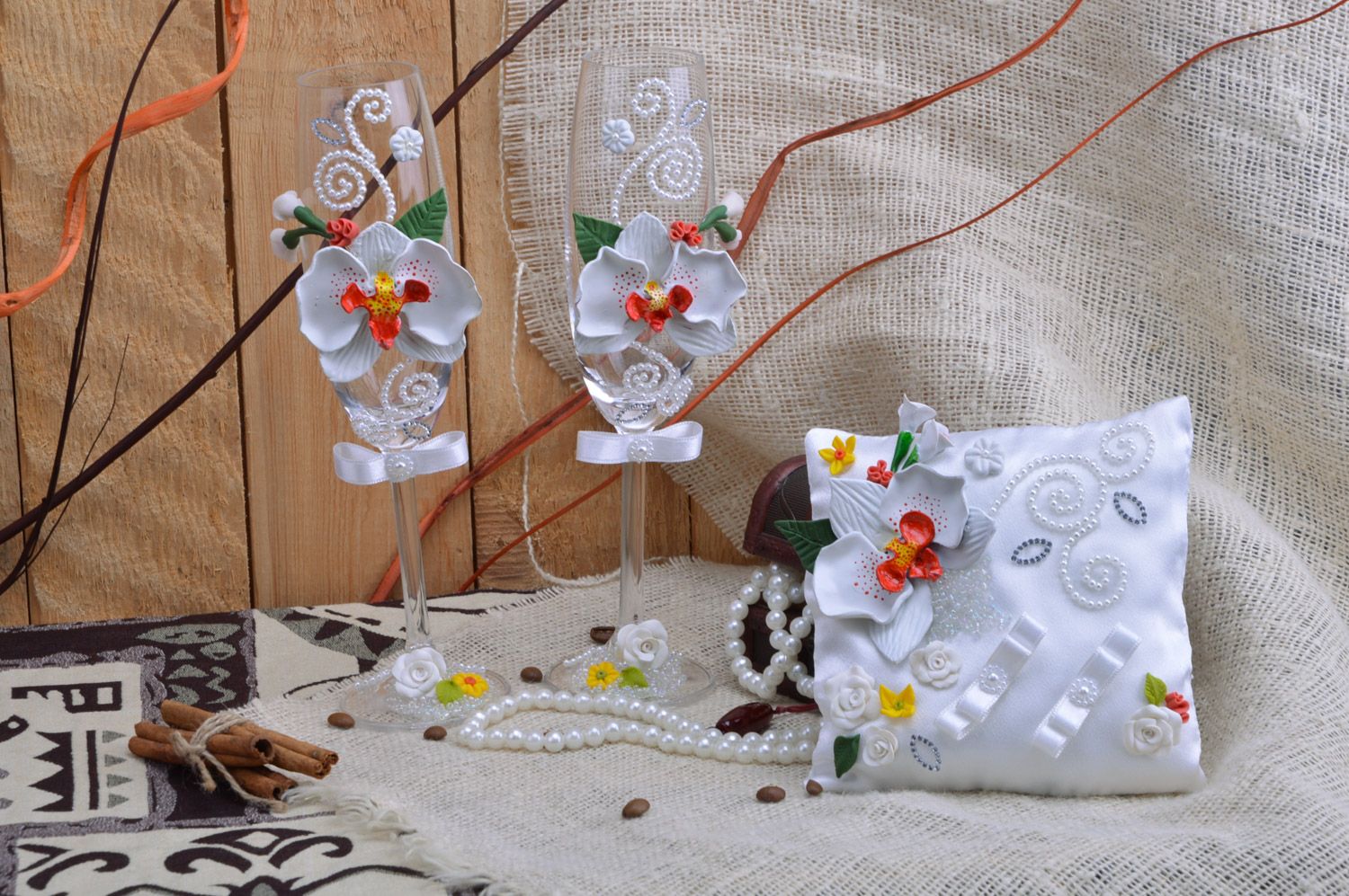 Бокалы на свадьбу стеклянные 2 шт с орхидеямии подушечка для колец хэнд мэйд фото 1