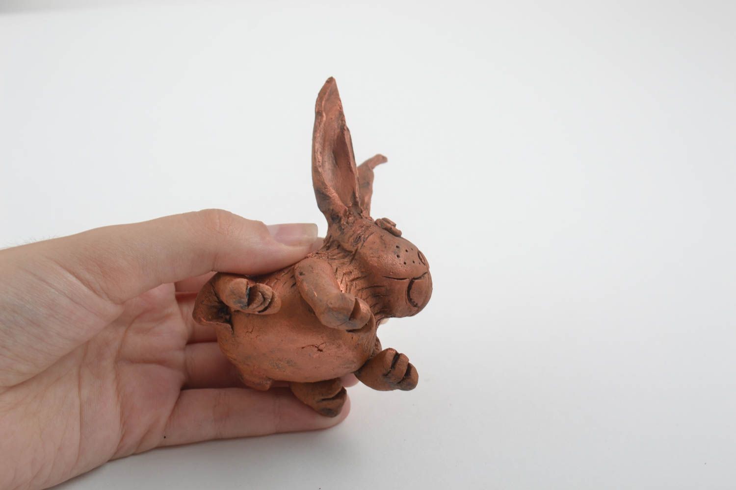 Figurine animal fait main Petite statuette en argile lapin Déco intérieur photo 5