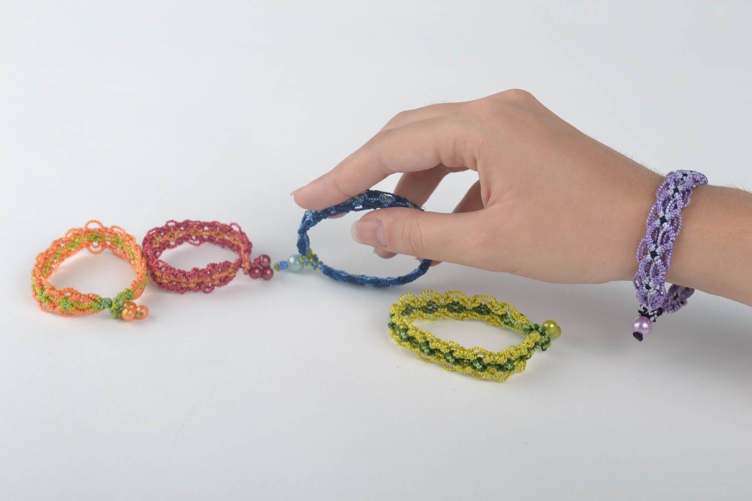 Широкие браслеты ручной работы браслеты на руку дизайнерские украшения 5 штук фото 5