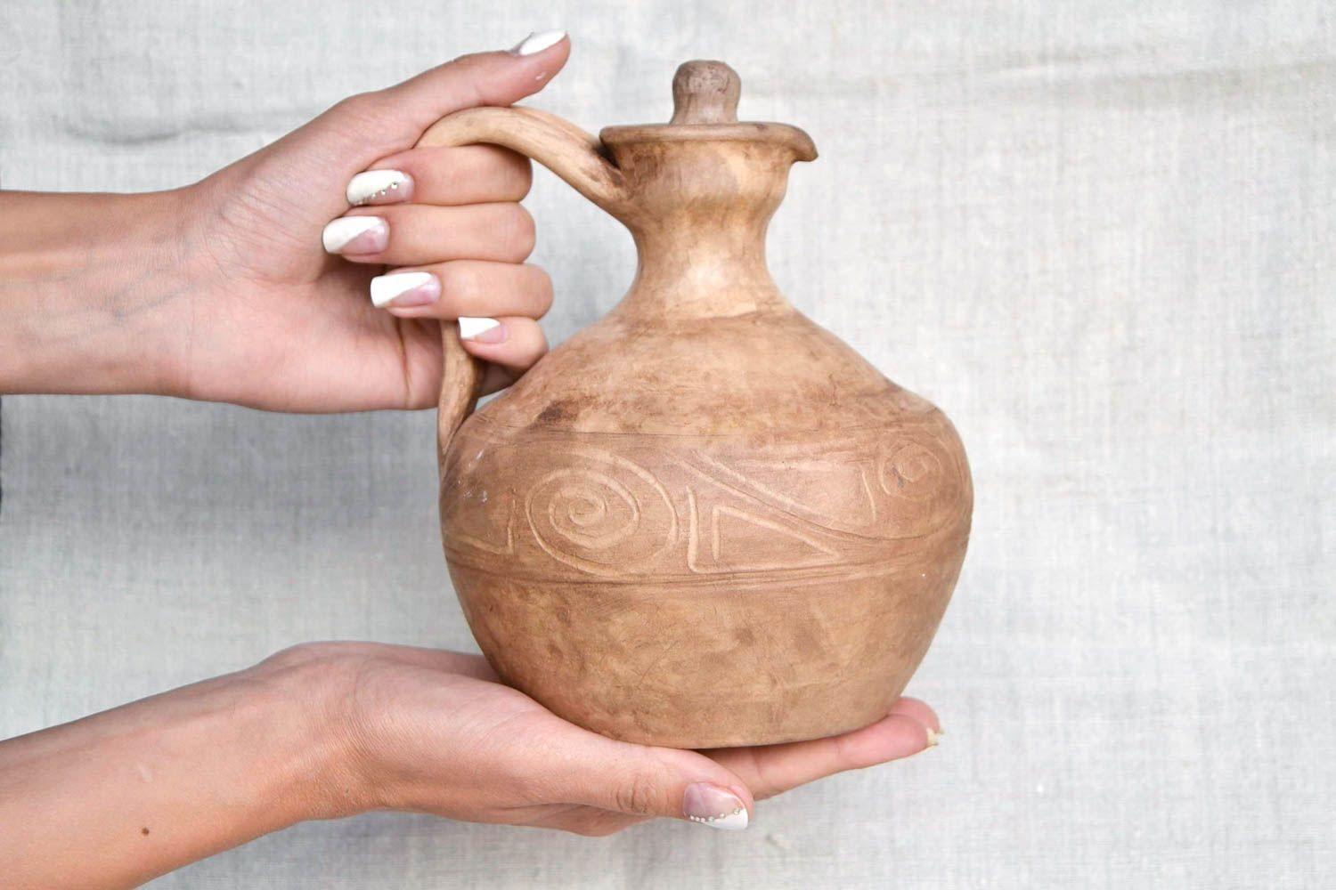 Vajilla de cerámica hecha a mano accesorio de cocina vasijas de barro decorada foto 2