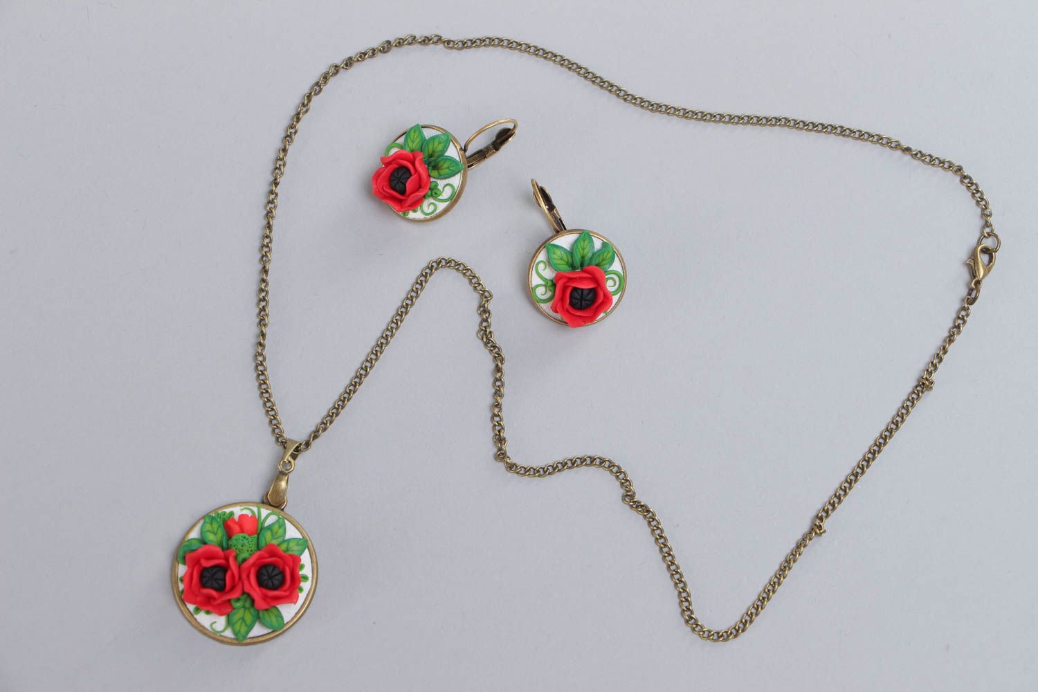 Homemade plastic jewelry set 2 pieces designer earrings and pendant Red Poppies photo 2