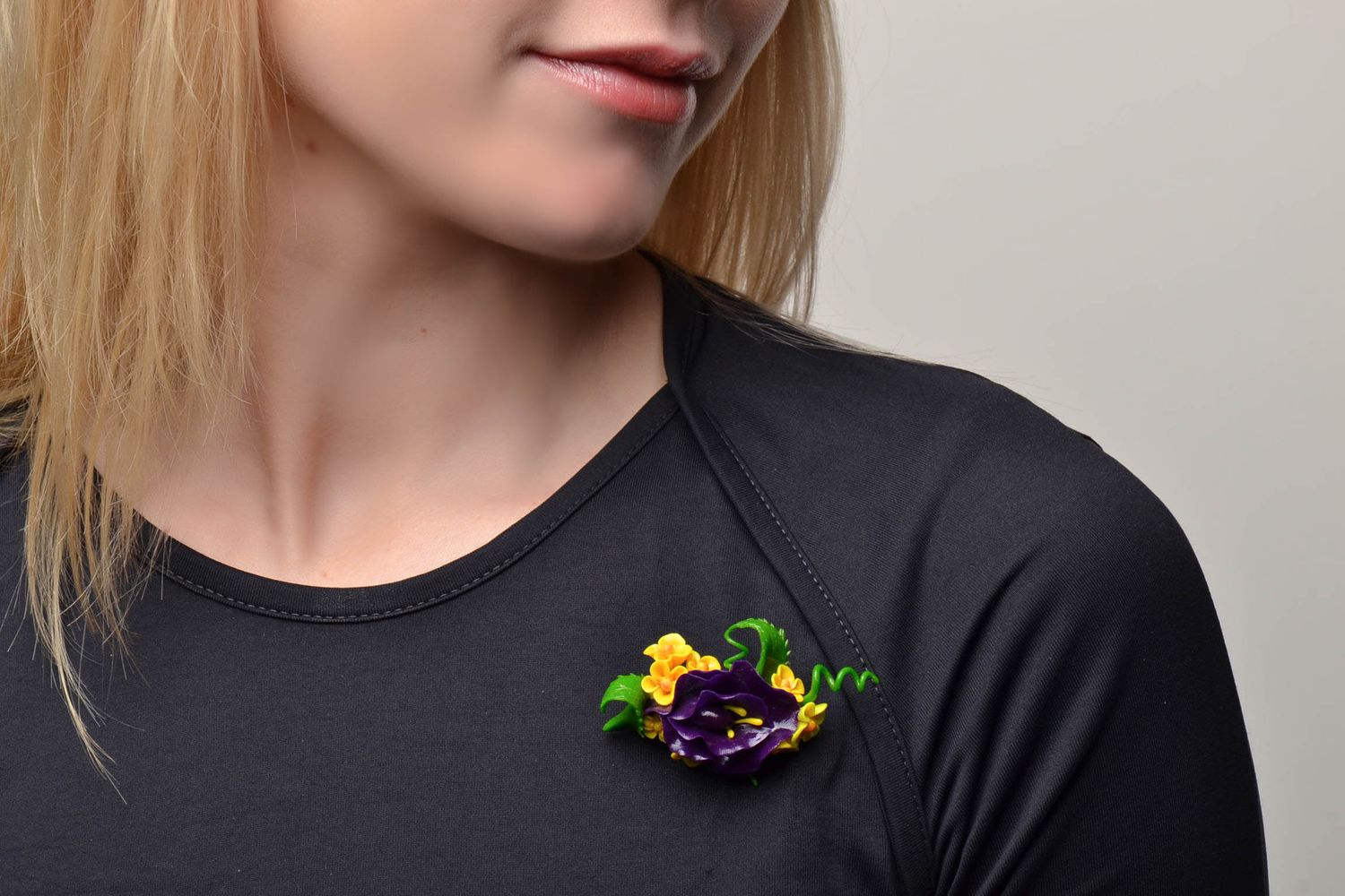 Polymer clay brooch in the shape of violet flower photo 5